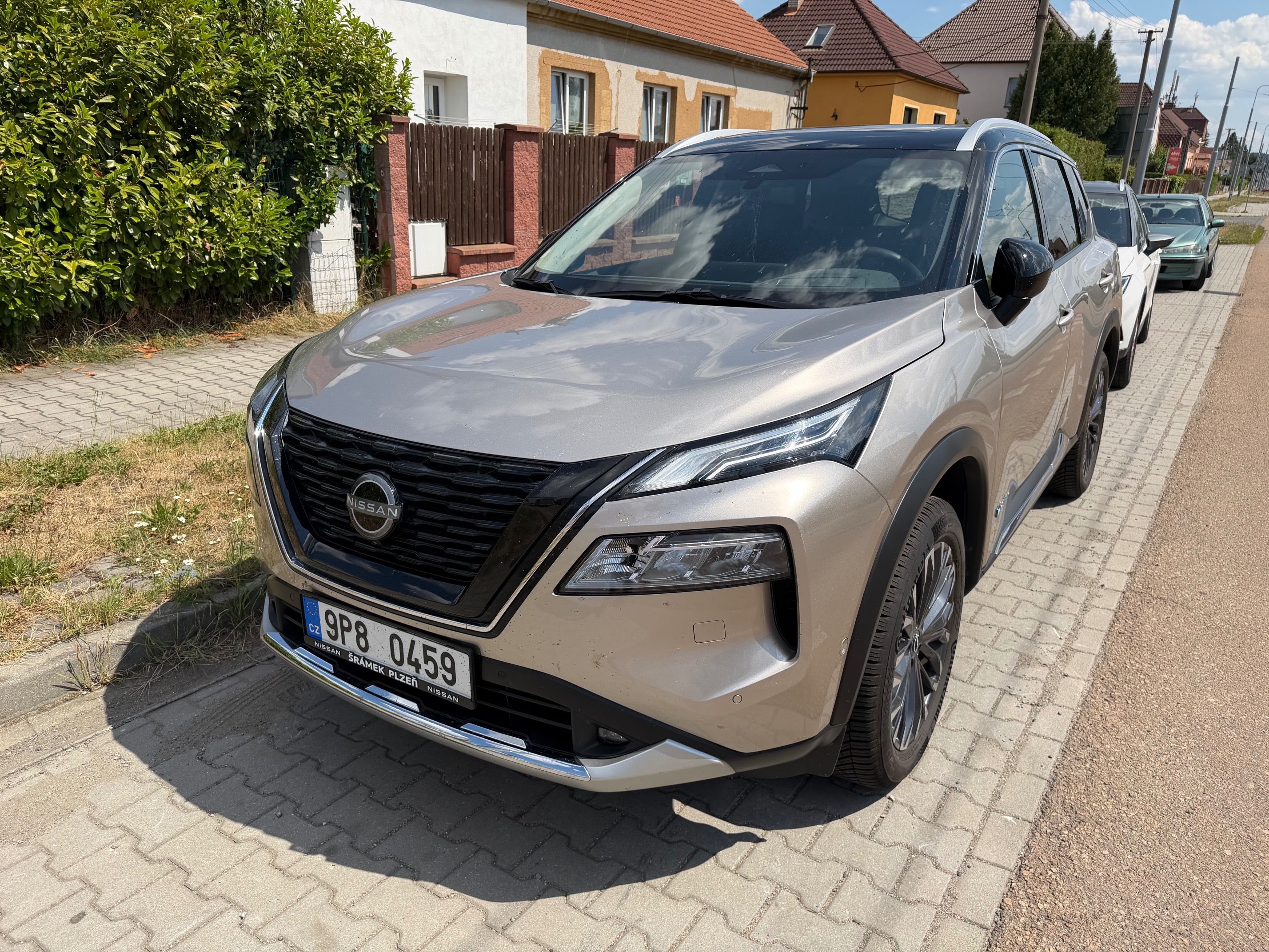 Nissan X-Trail, Tekna 4x4 E-POWER + Nappa kůže - fotka 2