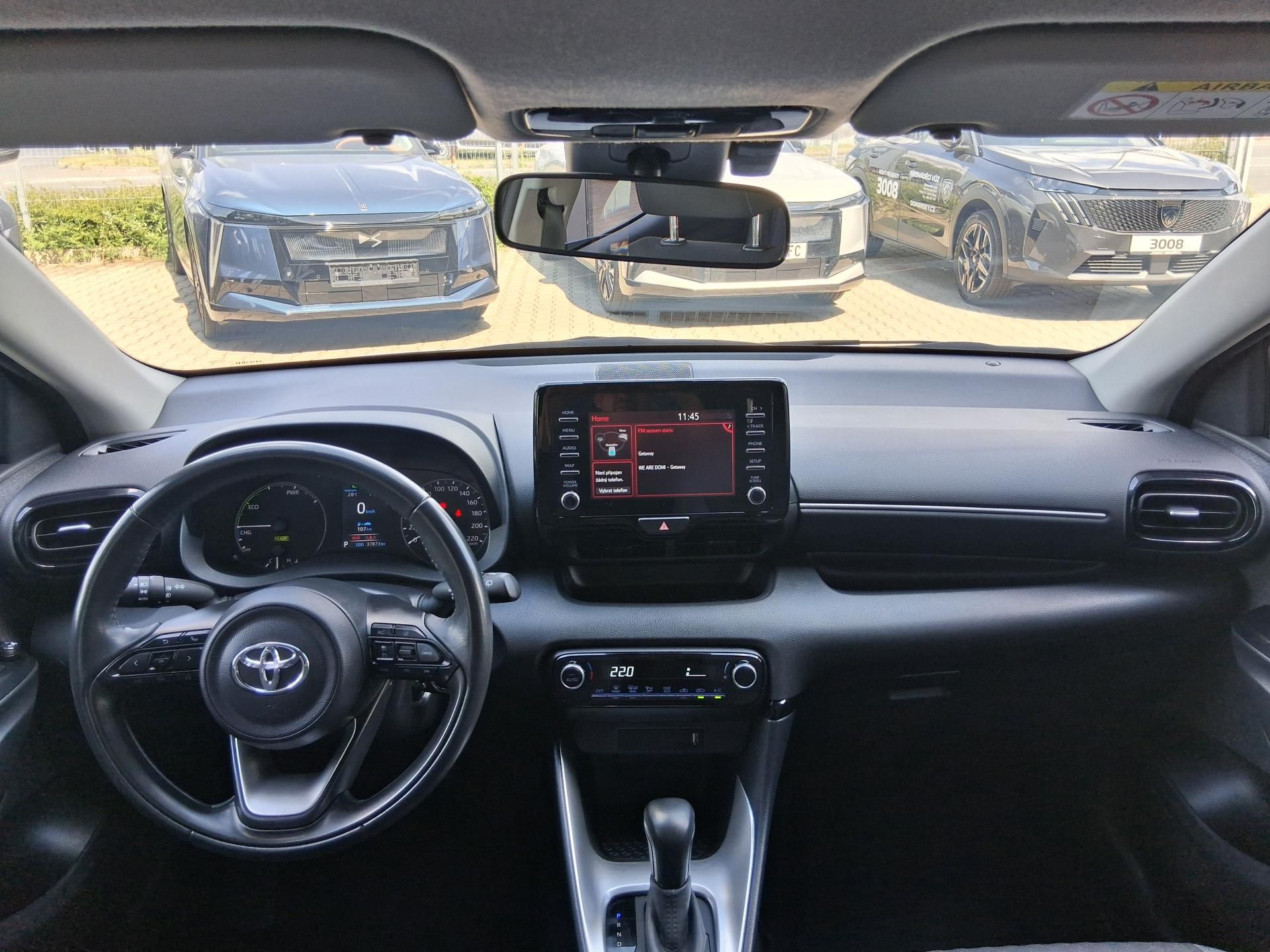 Toyota Yaris, COMFORT STYLE 1.5 Hyb. 85 kW - fotka 2