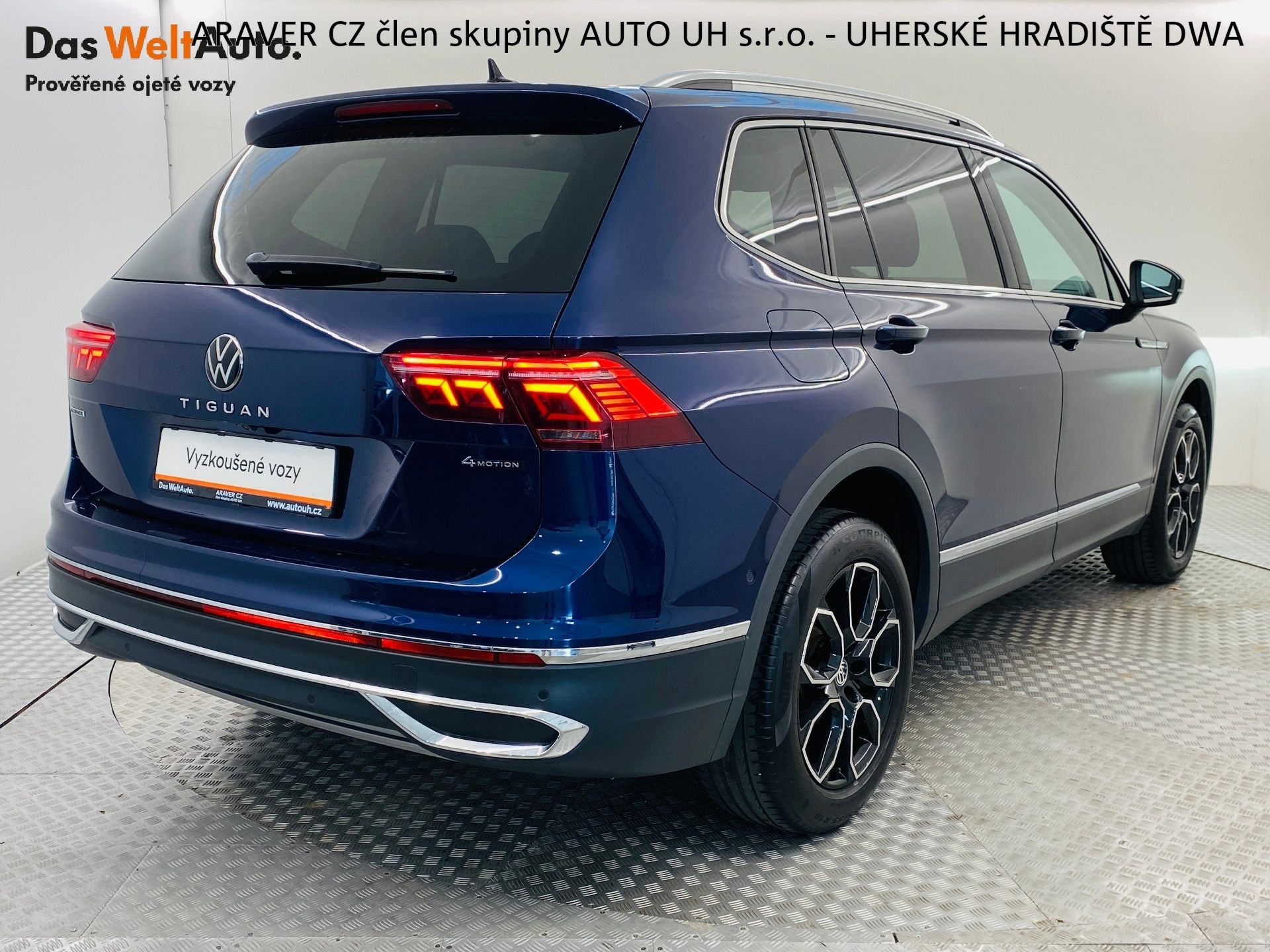 Volkswagen Tiguan Allspace, 2.0 TSI DSG 140kW 4x4 Elegance - fotka 2