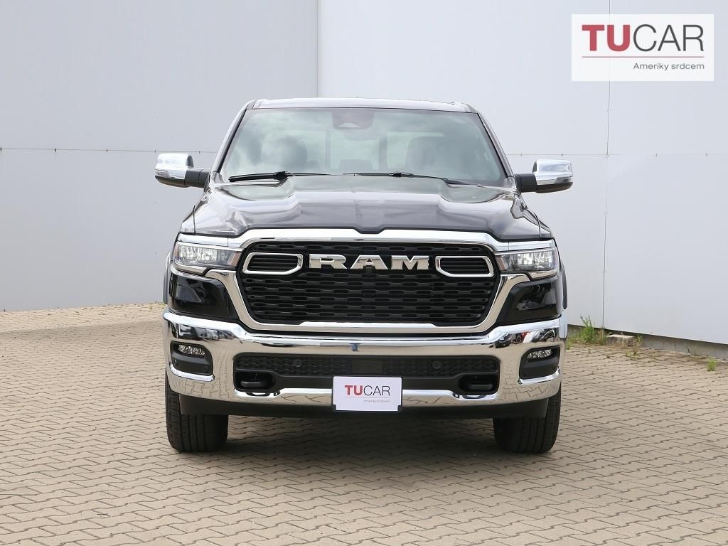 Dodge Ram, 1500 BigHorn 5.7 V8  HEMI 2026 - fotka 2
