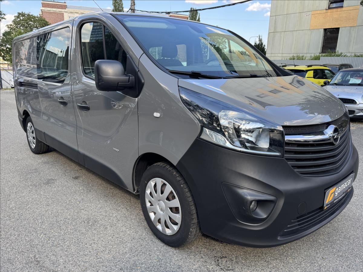 Opel Vivaro, 1,6 klimatizace+6.MIST - fotka 2