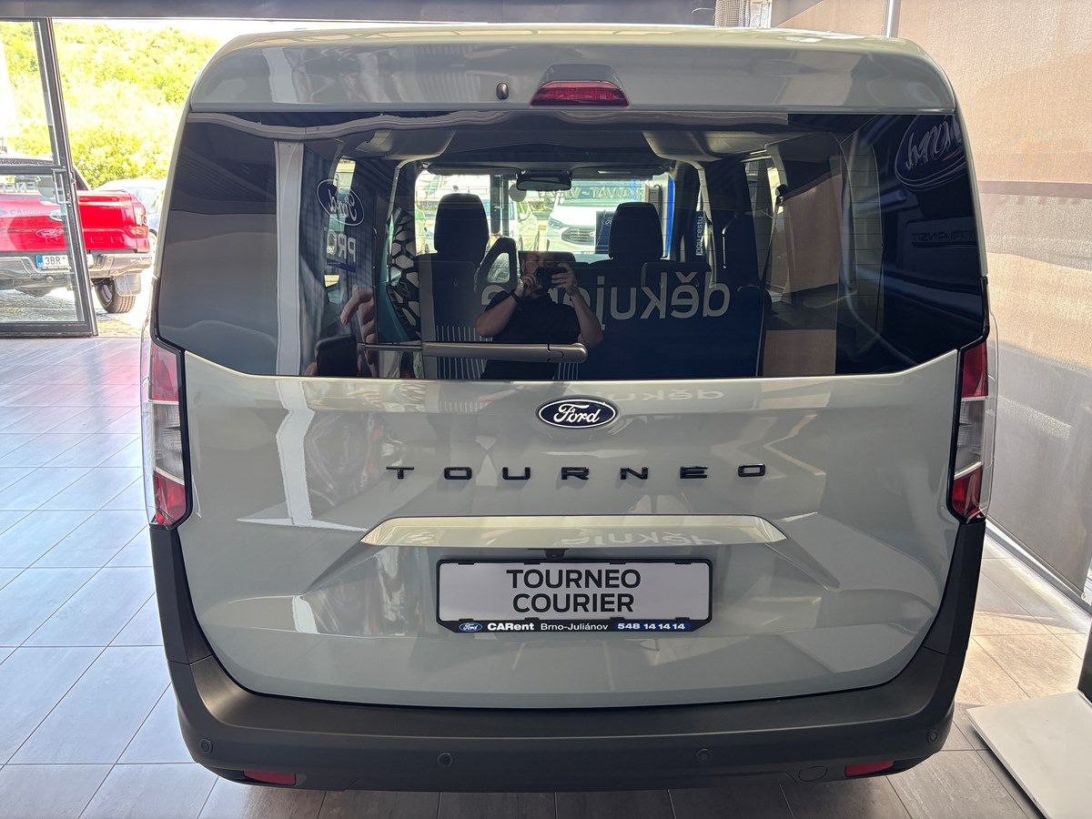 Ford Tourneo Courier, Titanium L1, 1.0 EcoBoost, Aut - fotka 5