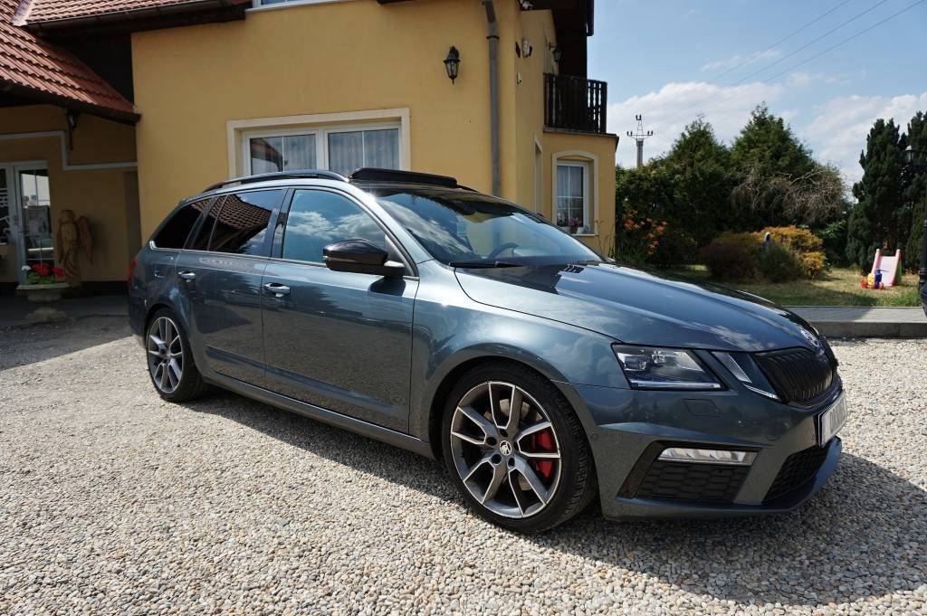 Škoda Octavia, 2,0 TSI 169 kW - fotka 2