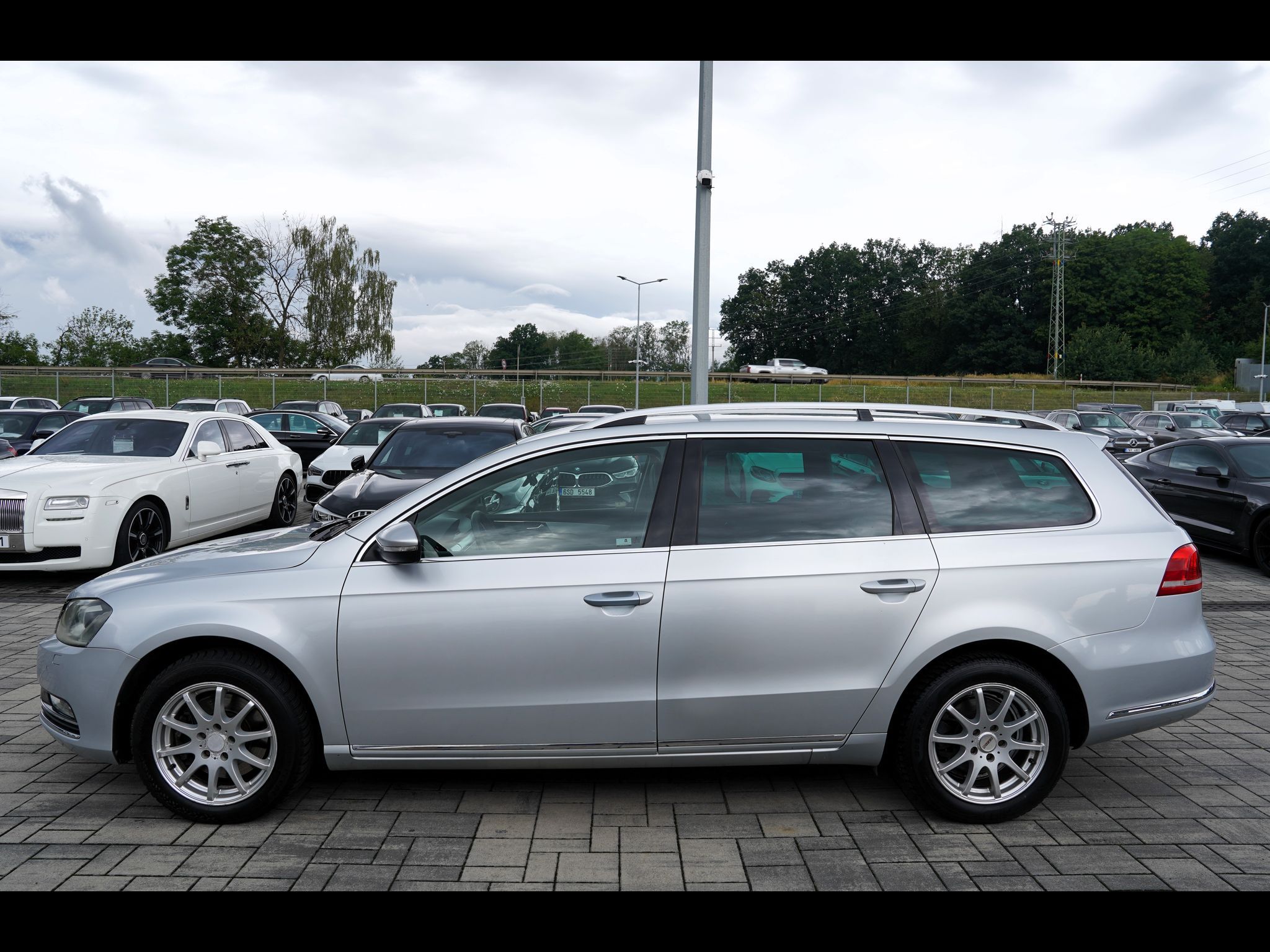 Volkswagen Passat, 2.0 TDI 4Motion DSG/16"Al./170 - fotka 3