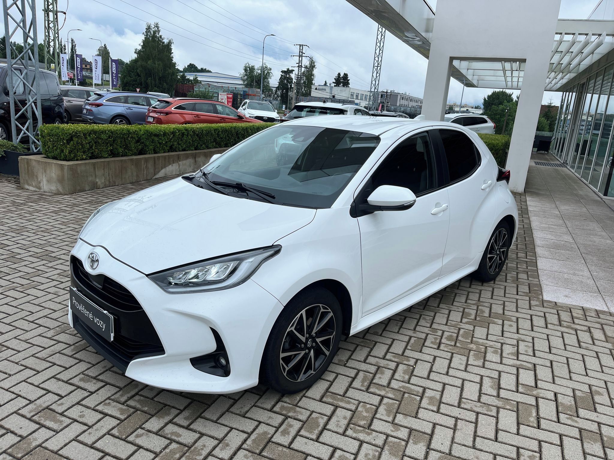 Toyota Yaris, 1.5 VVT-i Comfort Tech Style - fotka 2