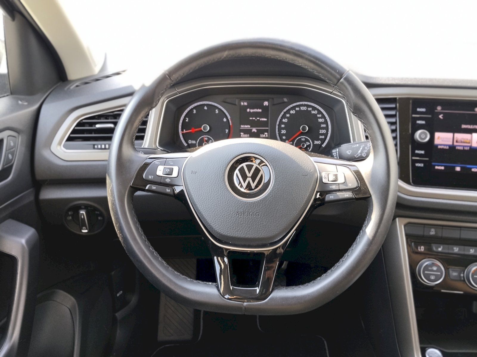 Volkswagen T-Roc, 1,5TSI 110Kw - fotka 6