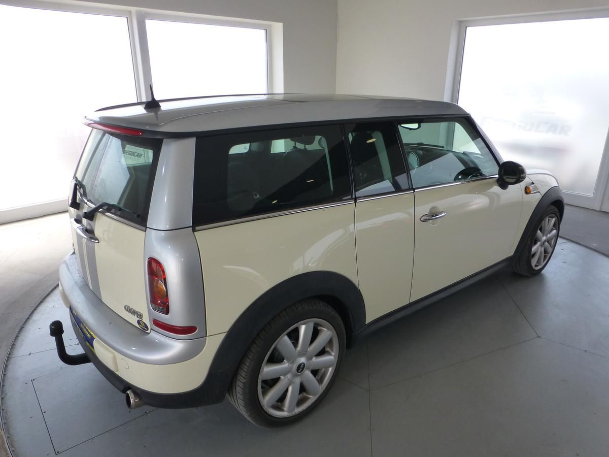 Mini Clubman, 1,6i**XENONY***ALU KOLA**TAŽNÉ - fotka 5