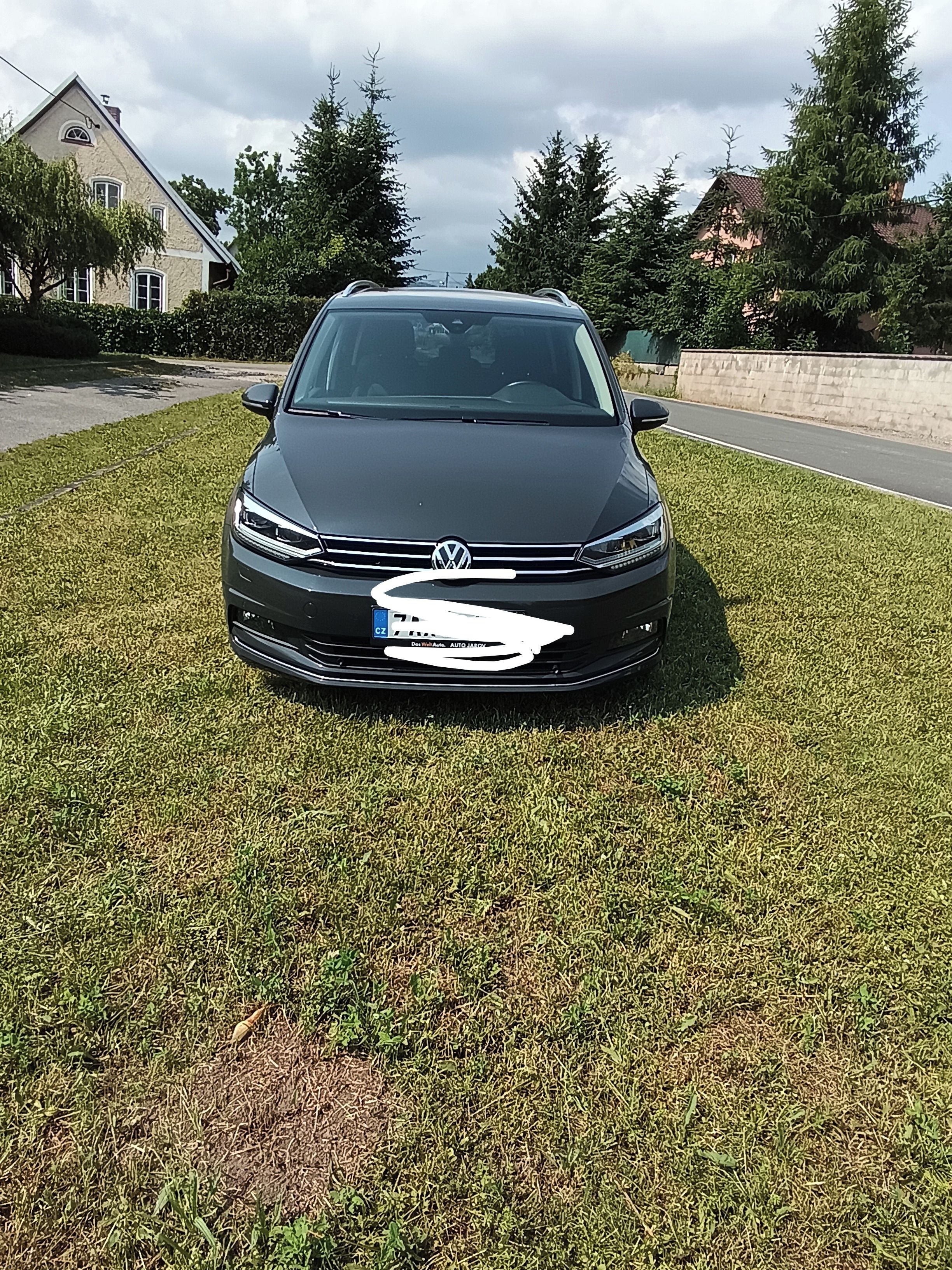 Volkswagen Touran - fotka 6