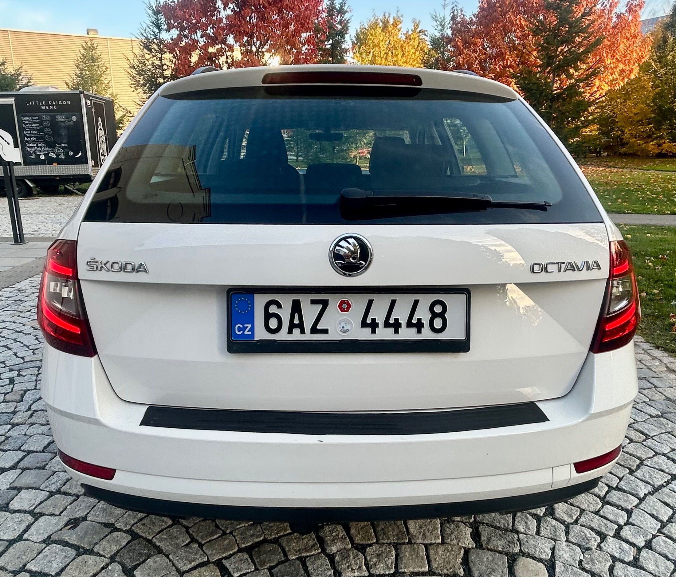 Škoda Octavia, 1.6TDi STYLE LED-VYHŘE-TAŽNÉ - fotka 6