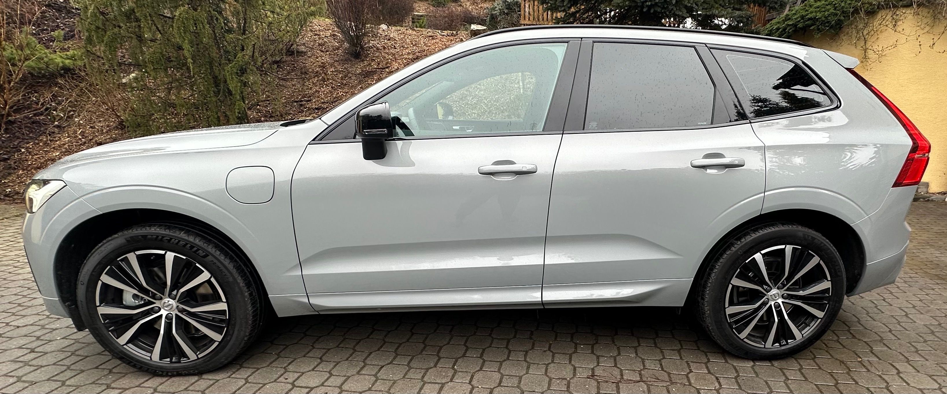 Volvo XC60, PRODÁM XC60 T6 Hybrid, PLUS DA - fotka 3