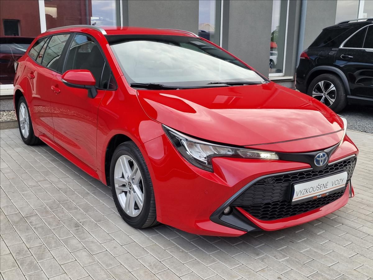Toyota Corolla, 1.8 Hybrid Comfort, ČR,1.Maj. - fotka 3