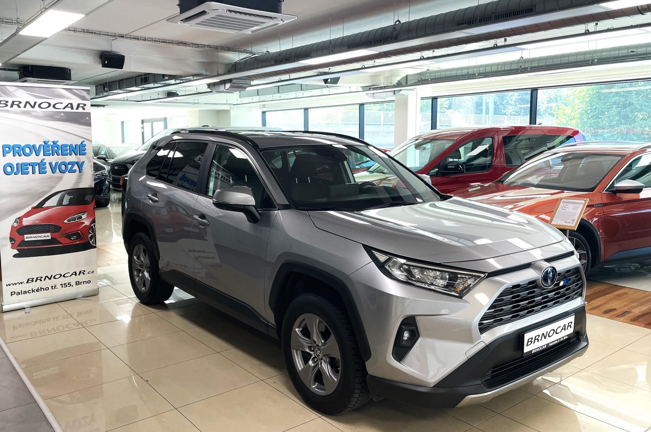 Toyota Rav4, 2.5 Hybrid Comfort e-CVT, ČR