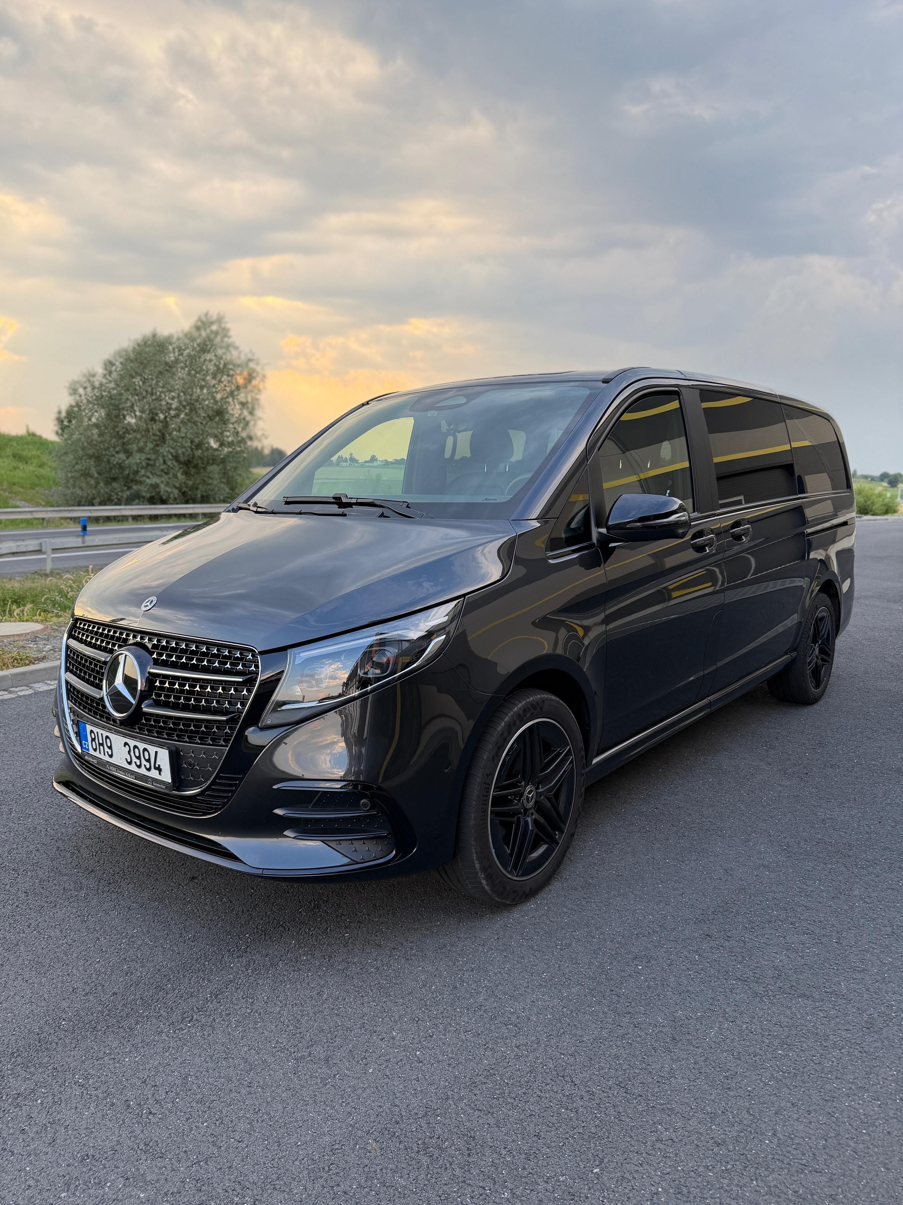 Mercedes-Benz Třídy V, 300d 4matic L, Exclusive, AMG
