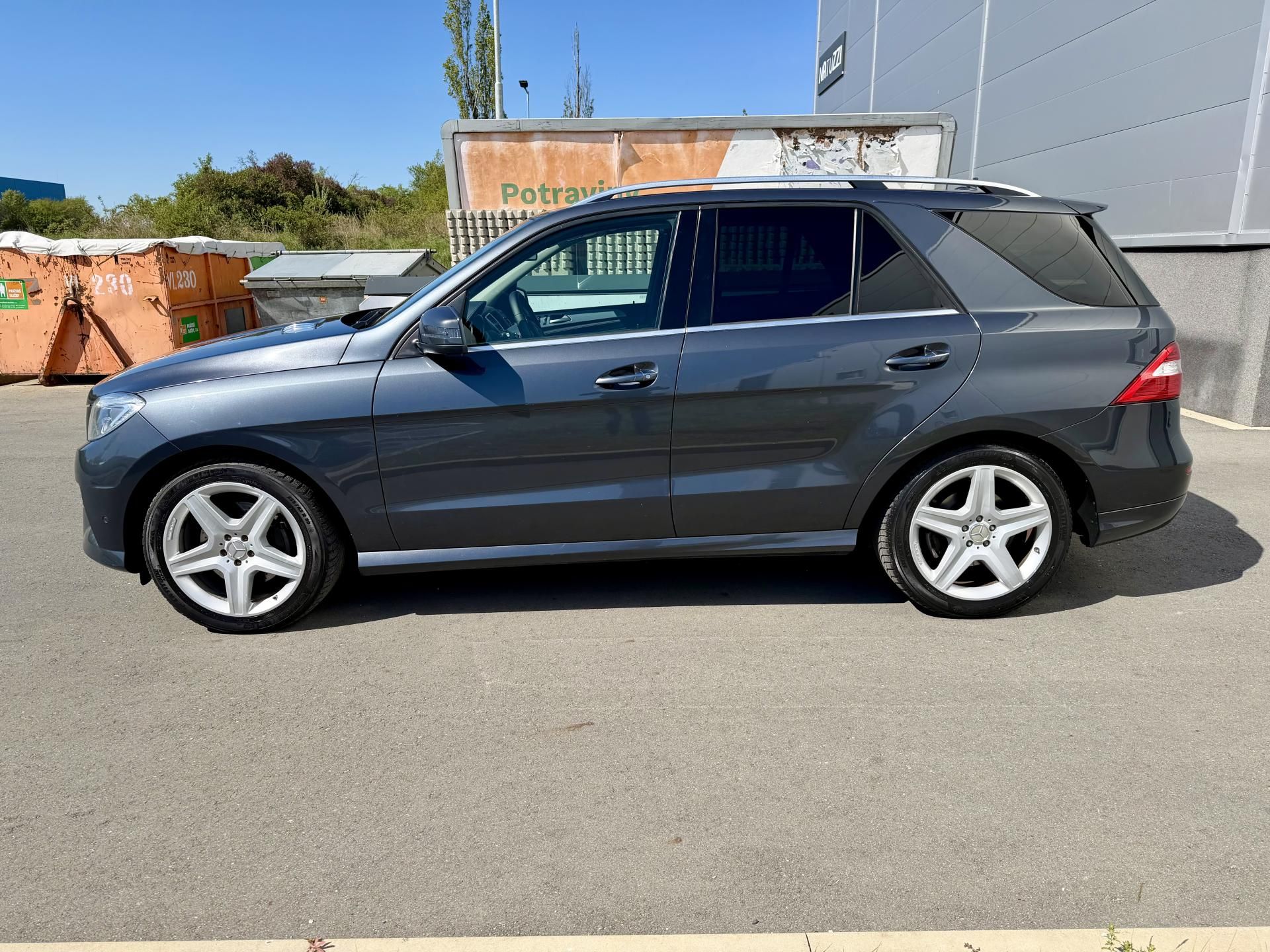 Mercedes-Benz ML, 350CDI 4M W166 AMG AIRMATIC ČR - fotka 5