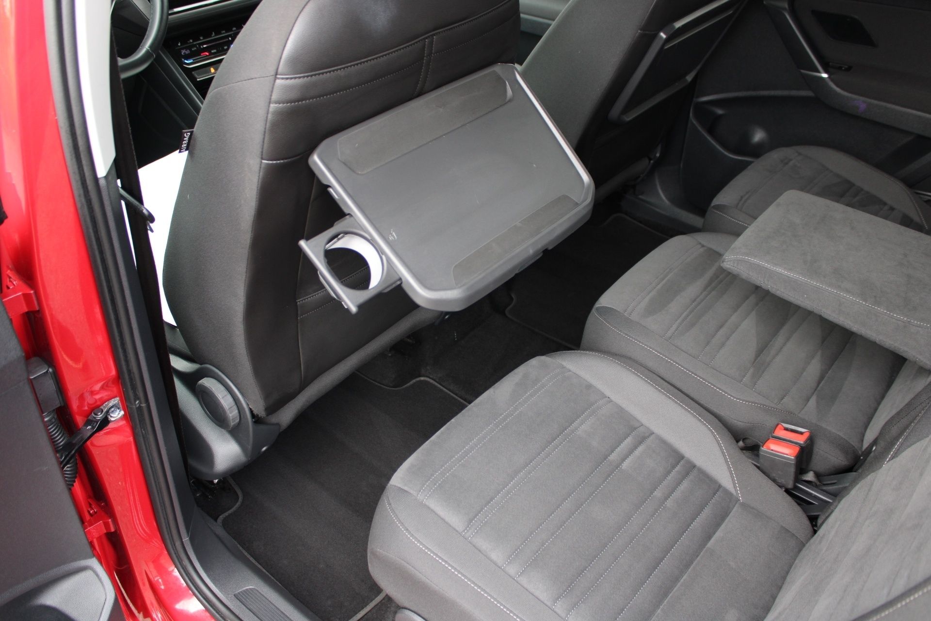 Volkswagen Touran, 2.0 TDI 110kW DSG LED tažné - fotka 6