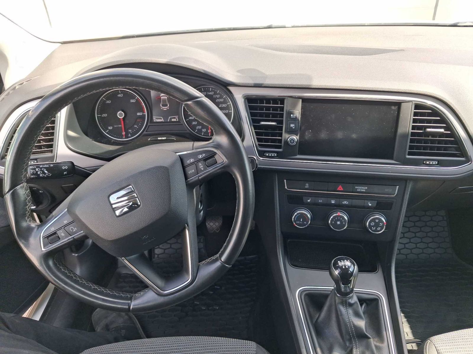 Seat Leon, 1.6 TDI, Serv.kniha, Navi - fotka 3