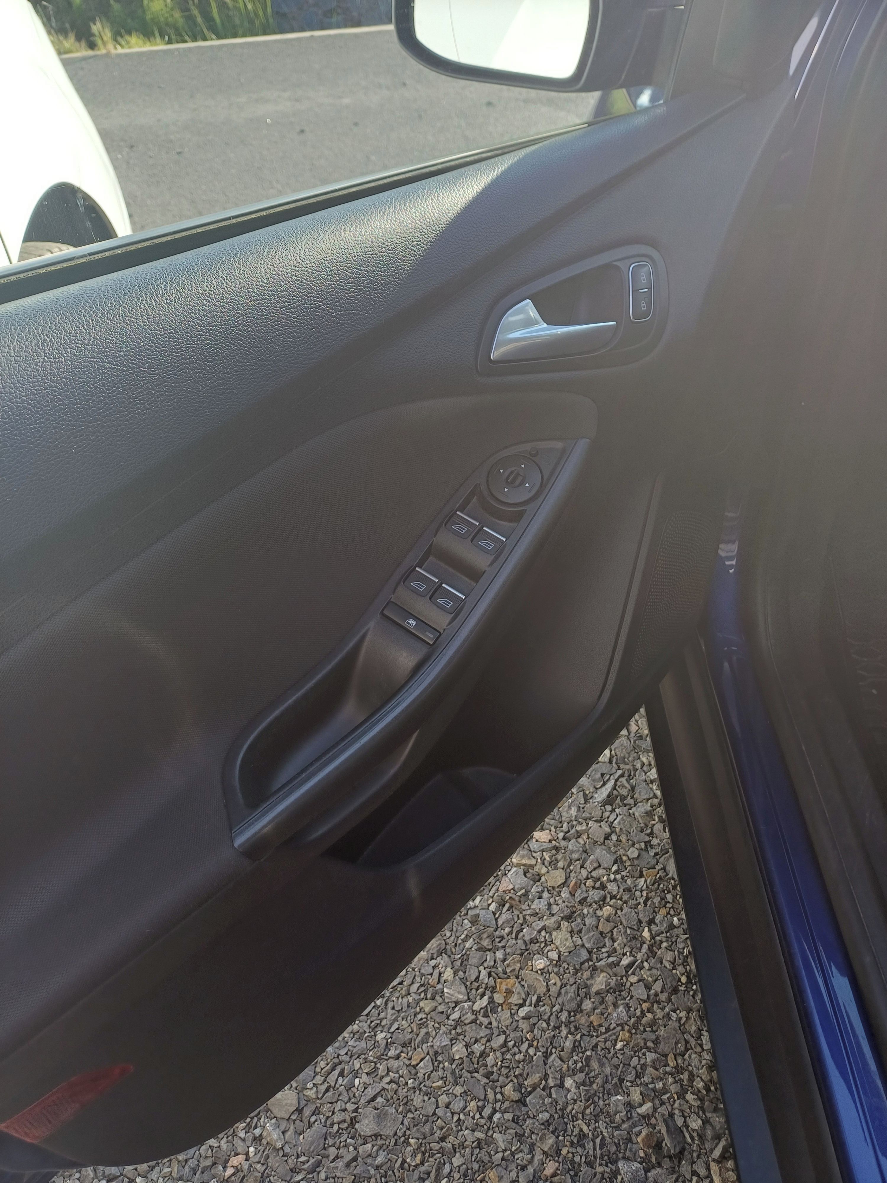 Ford Focus, 1.5 TDCI 88KW, Navigace, - fotka 6