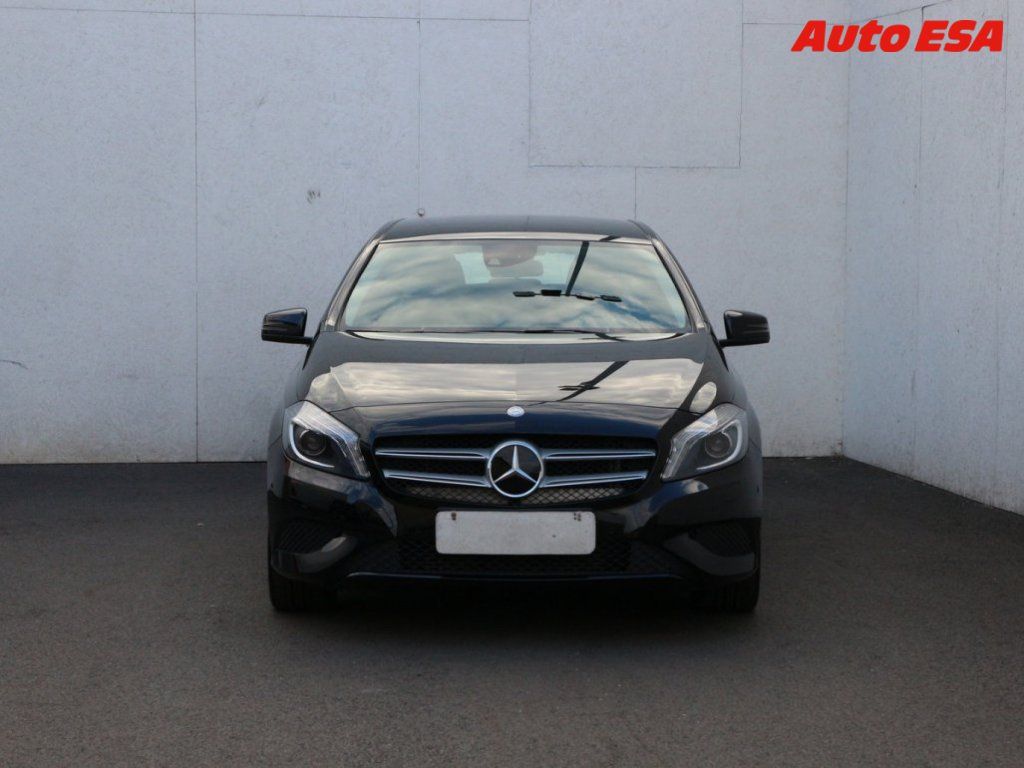 Mercedes-Benz Třídy A, 1.6 Urban - fotka 2
