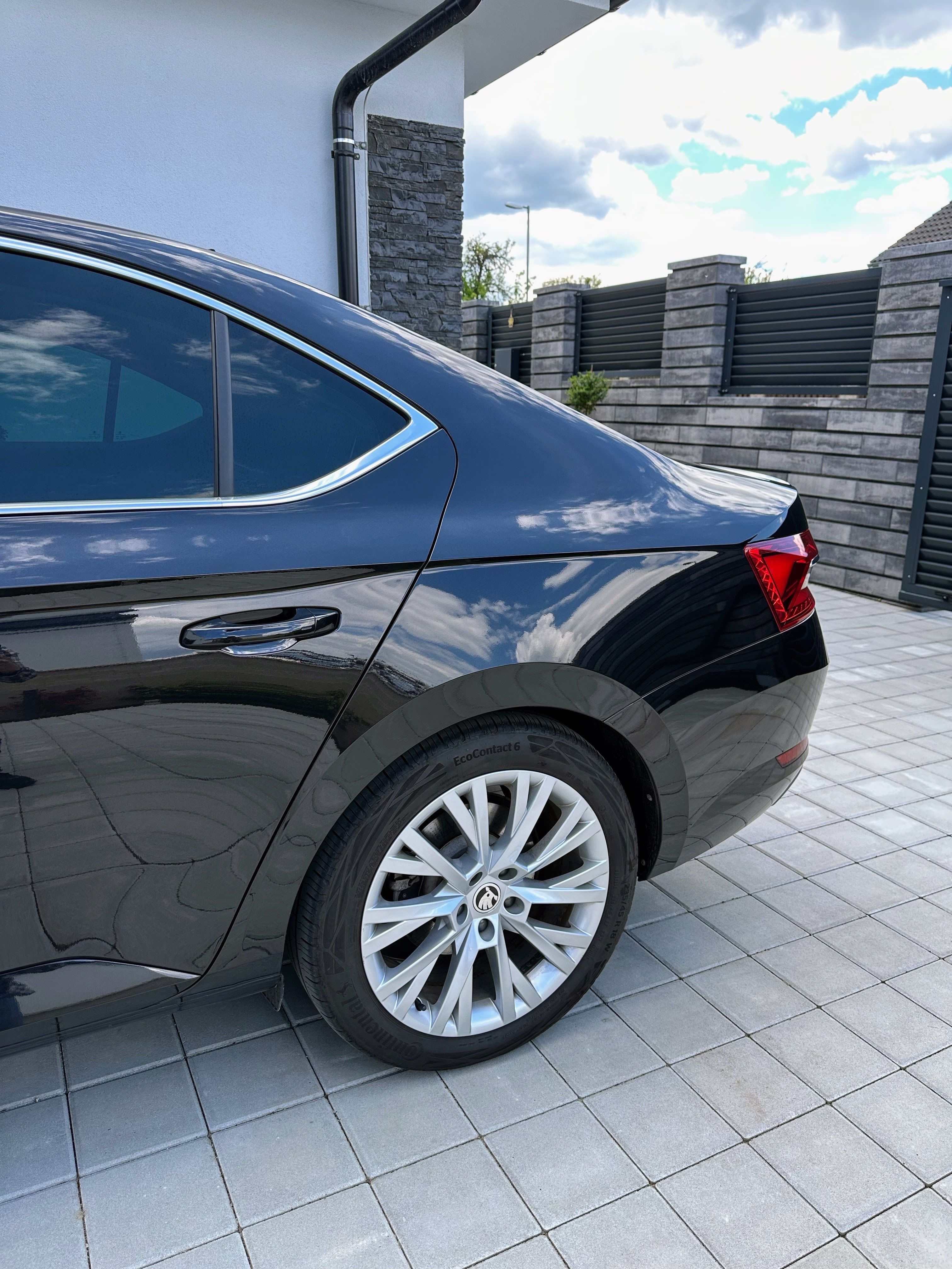 Škoda Superb, Škoda Superb iV plug-in hybrid - fotka 5
