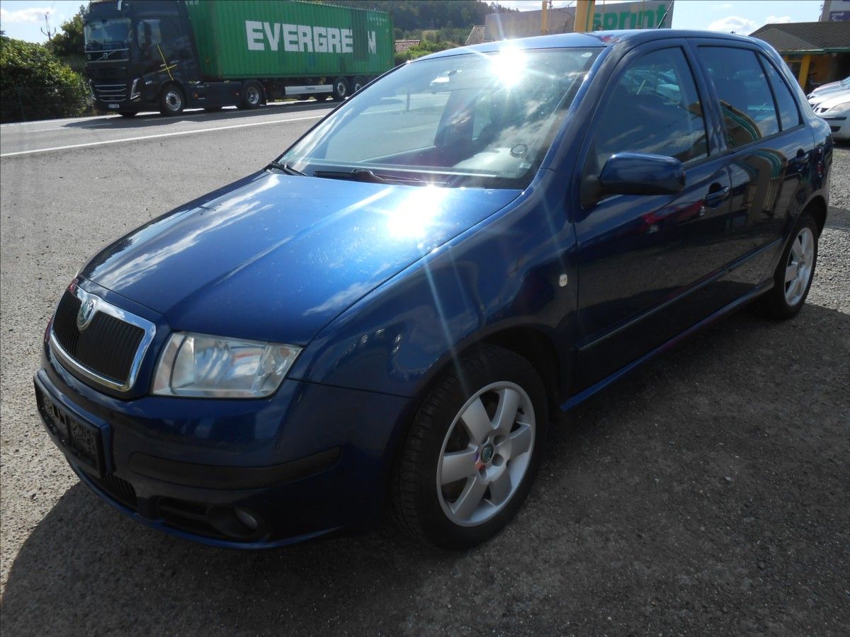 Škoda Fabia, 2,0 MPi 85 kW KLIMA Serviska - fotka 6