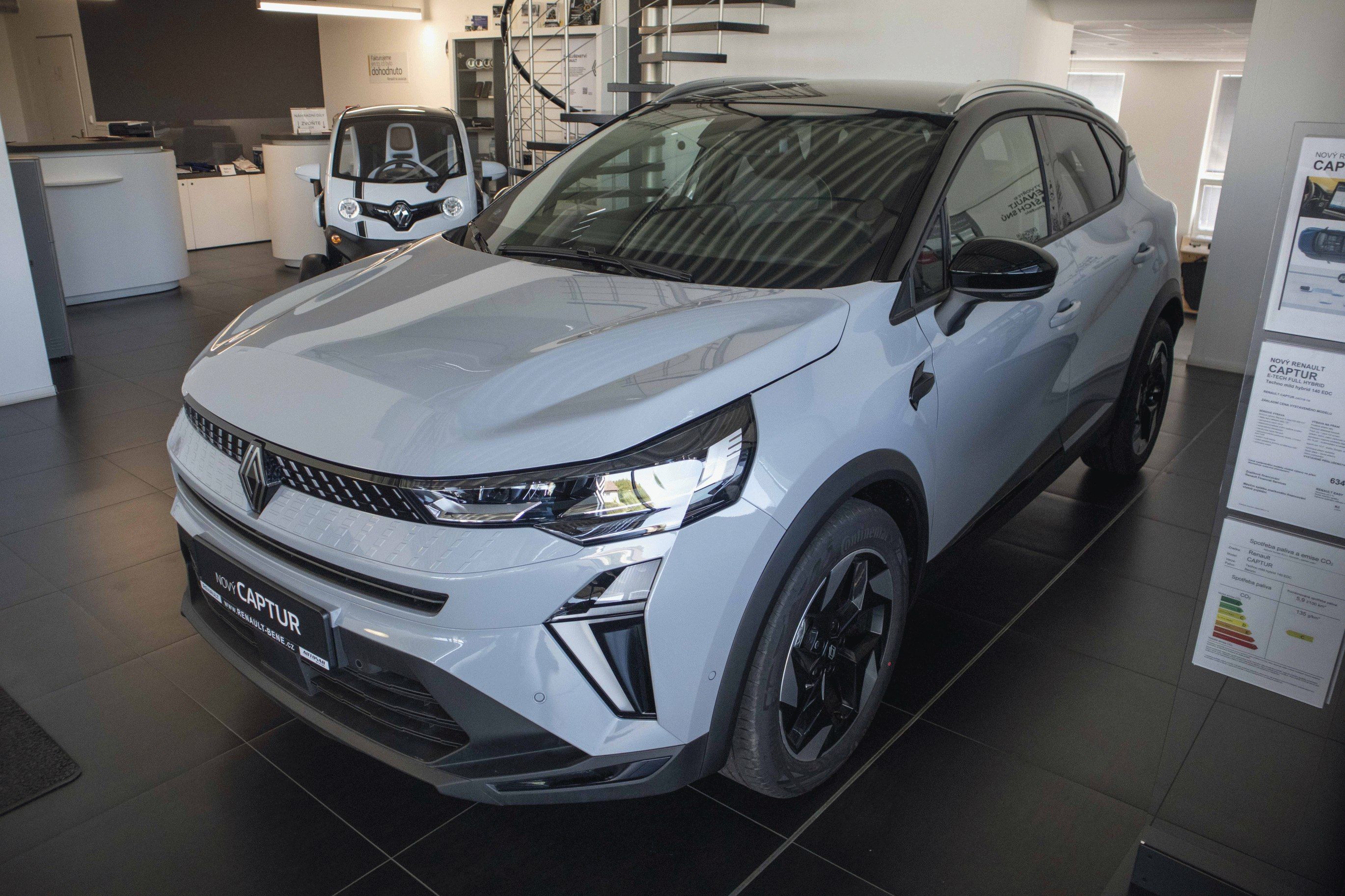 Renault Captur, Techno mildhybrid 140 EDC - fotka 3