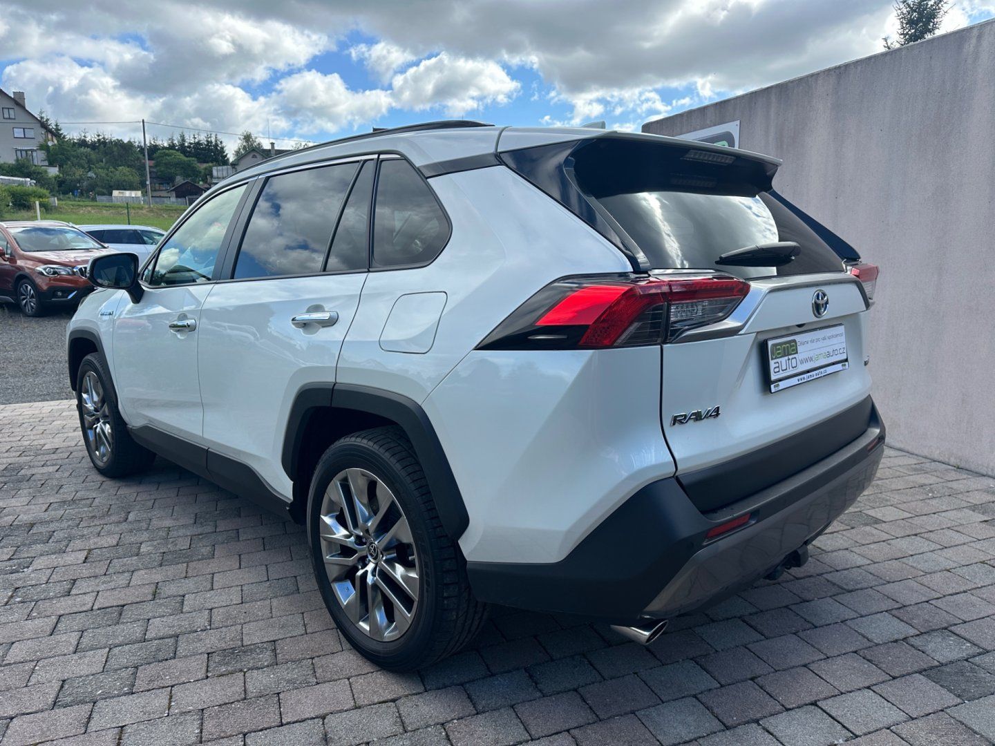 Toyota Rav4, 2.5 HEV 131kW Executive TAŽNÉ - fotka 6