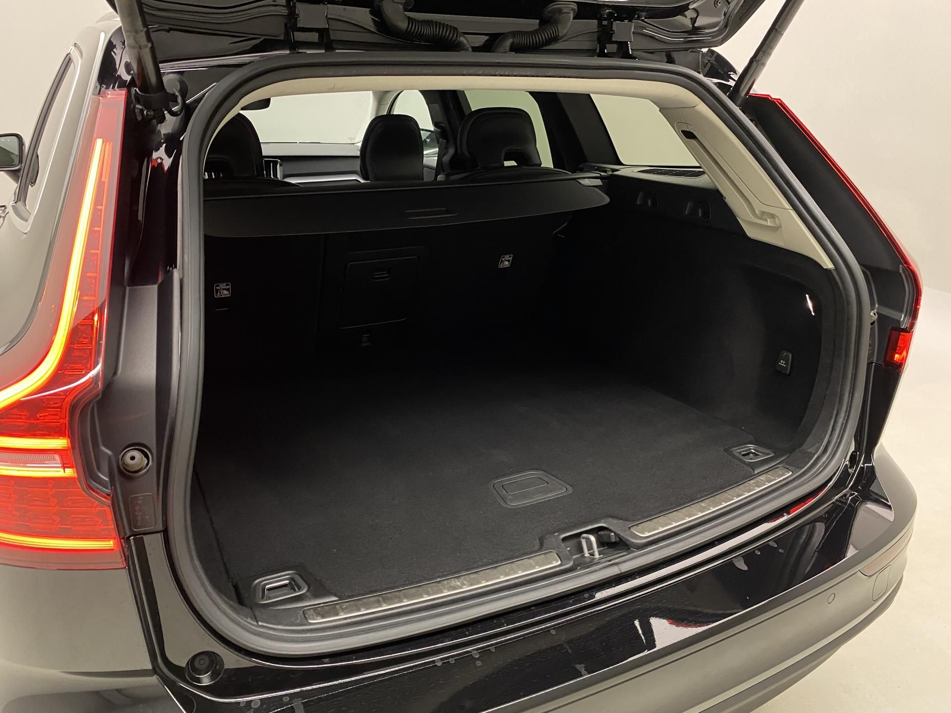 Volvo V60, D3 MOMENTUM AUT - fotka 6