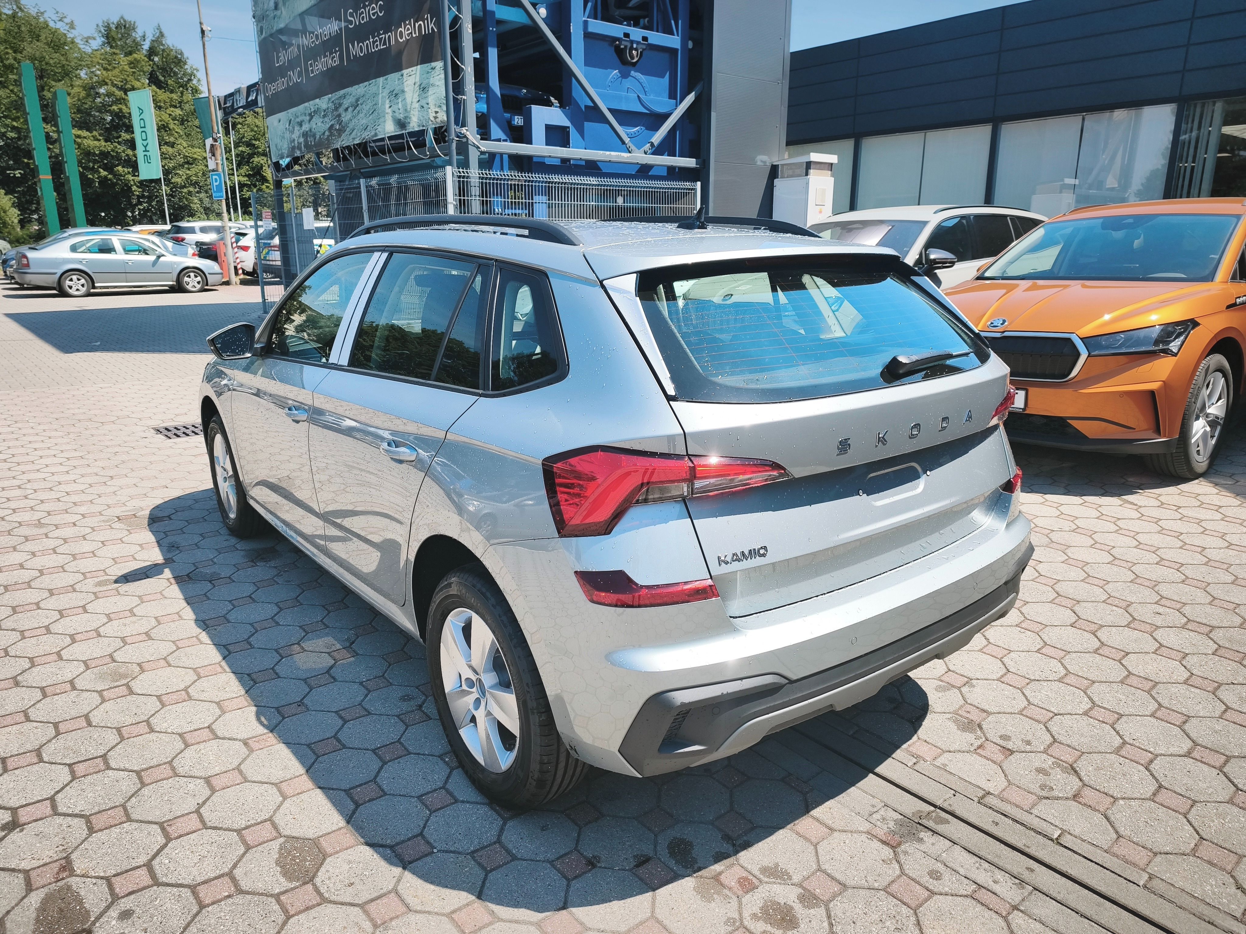 Škoda Kamiq, Classic 1,0TSI 85kW 6-st. man. - fotka 3