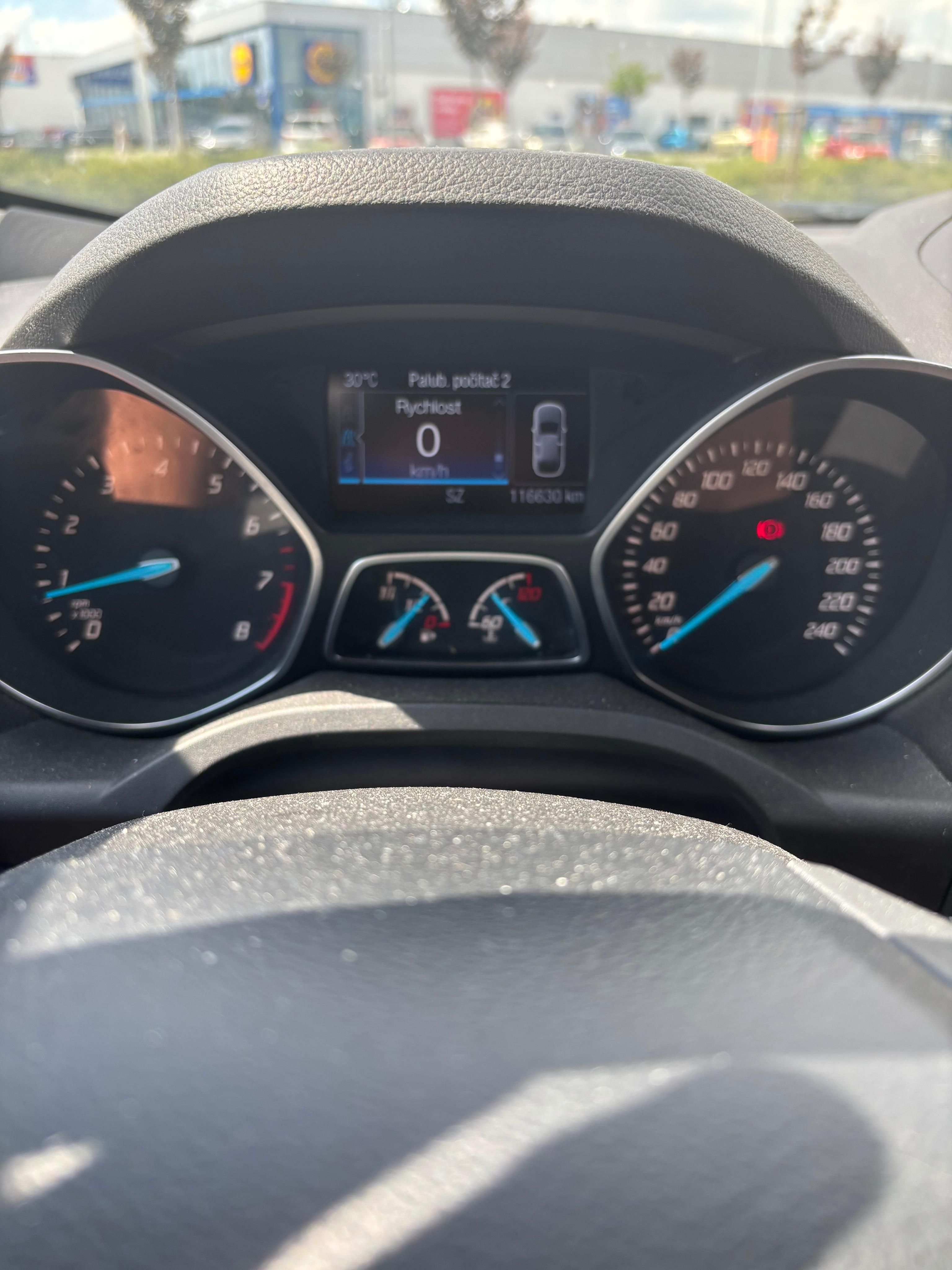 Ford Kuga, Ford Kuga 1,5 EcoBoost - fotka 5