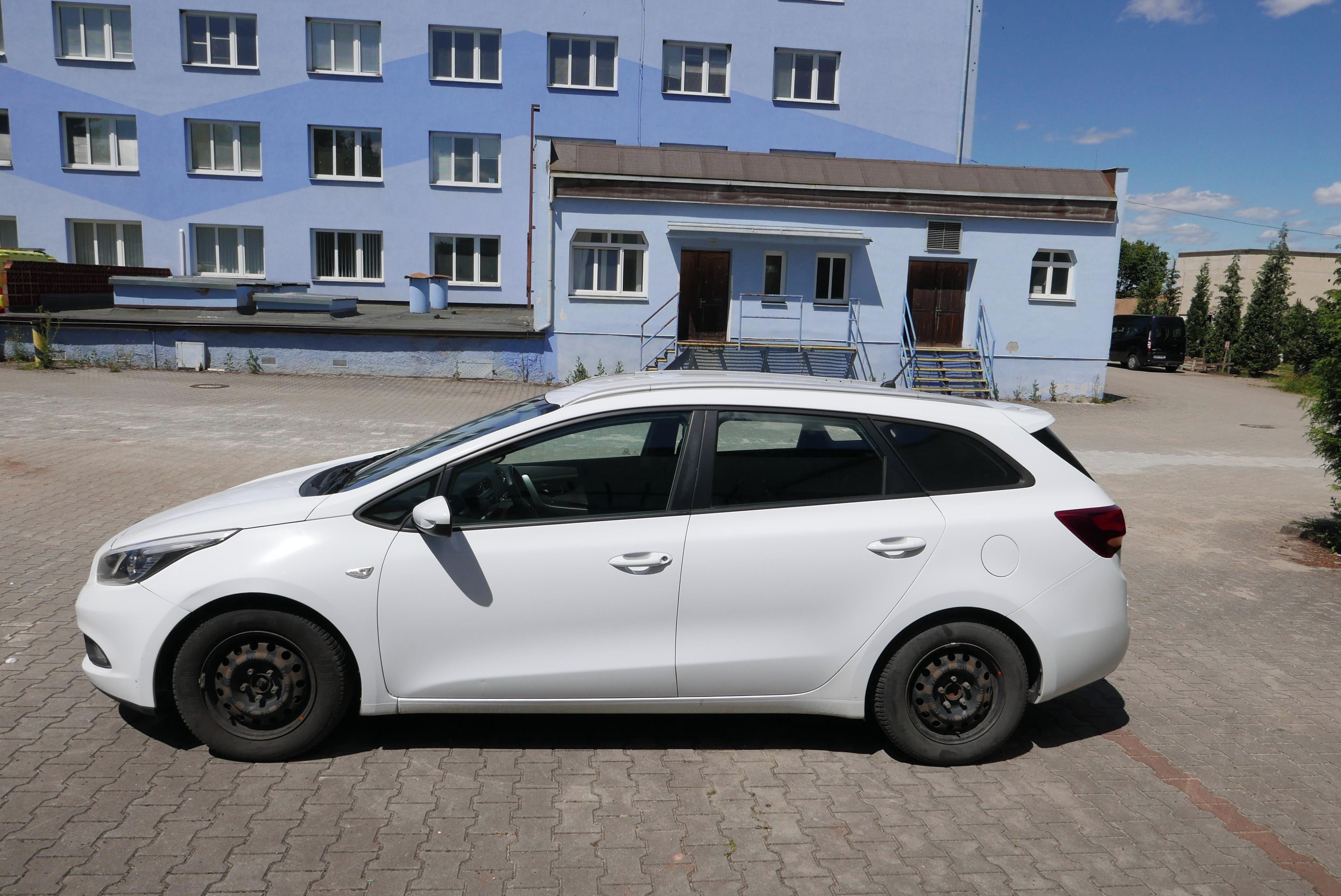 Kia Cee´d, 1.6 GDI Servisní knížka - fotka 2