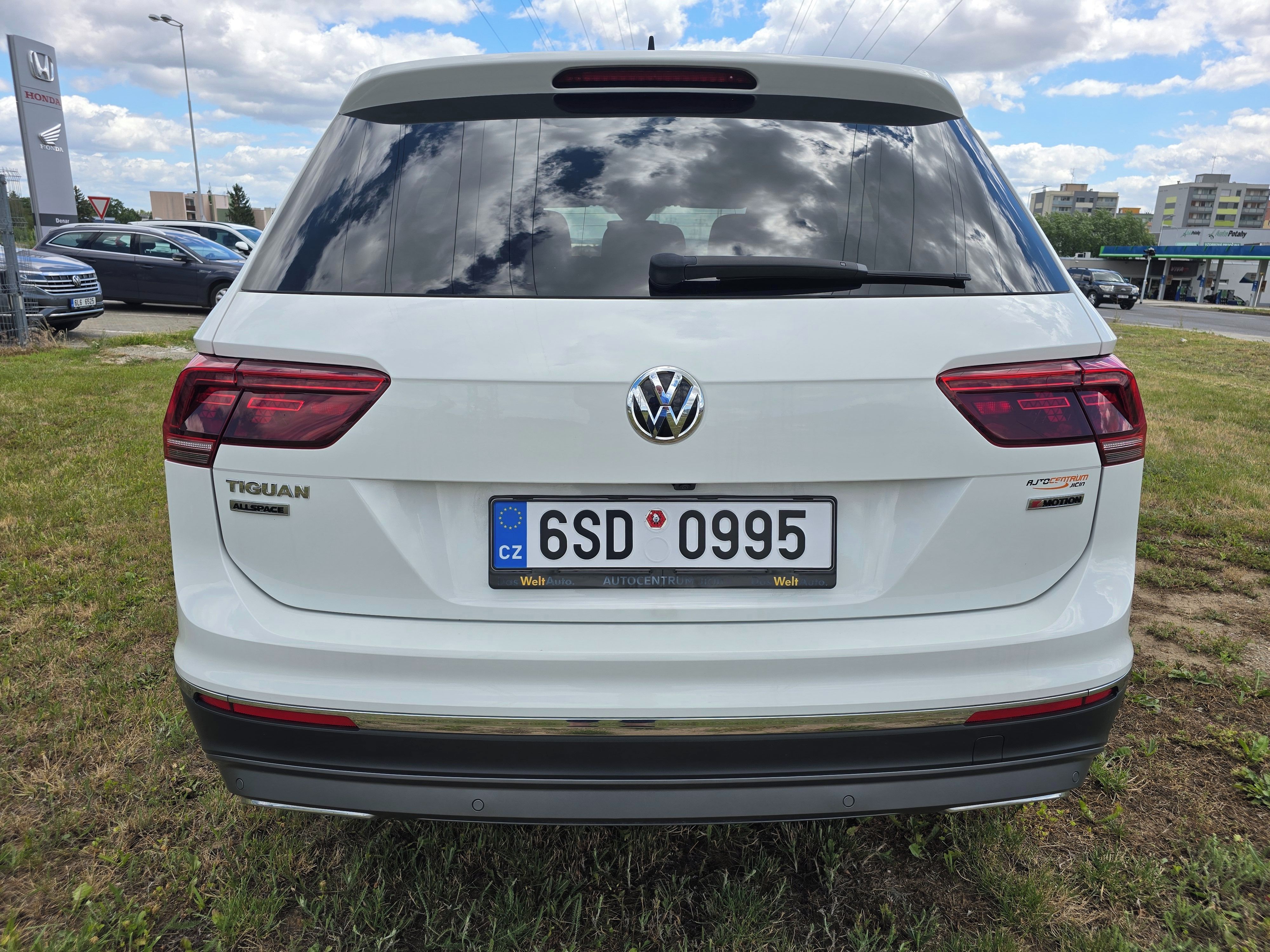Volkswagen Tiguan, Allspace Highline 4x4 147kW - fotka 6