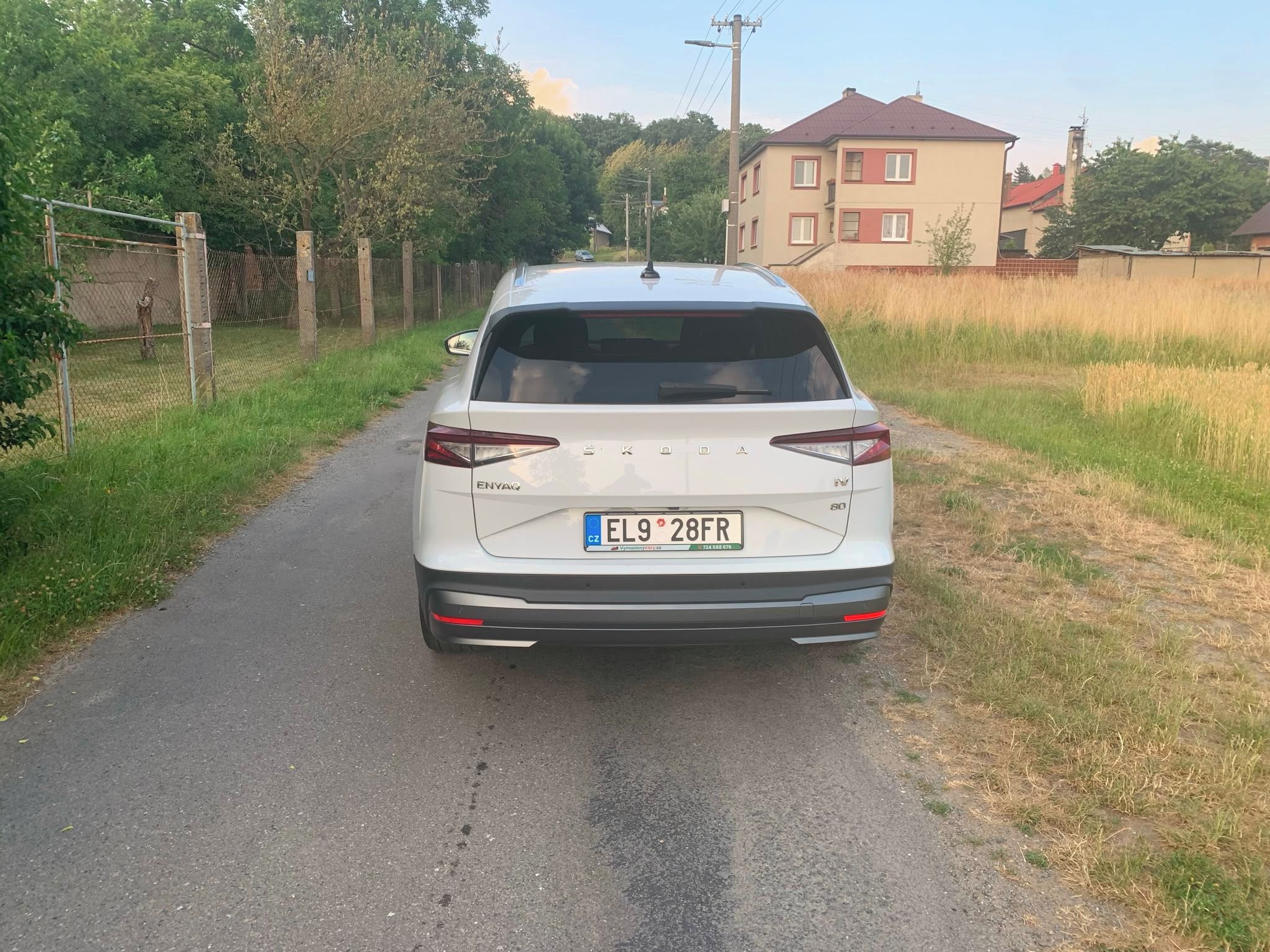 Škoda Enyaq iV, baterie 80, tažné, SoH 92, DPH - fotka 4