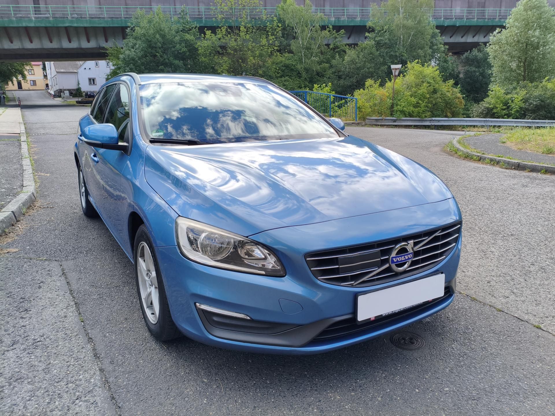 Volvo V60, 1,6 Diesel - fotka 3