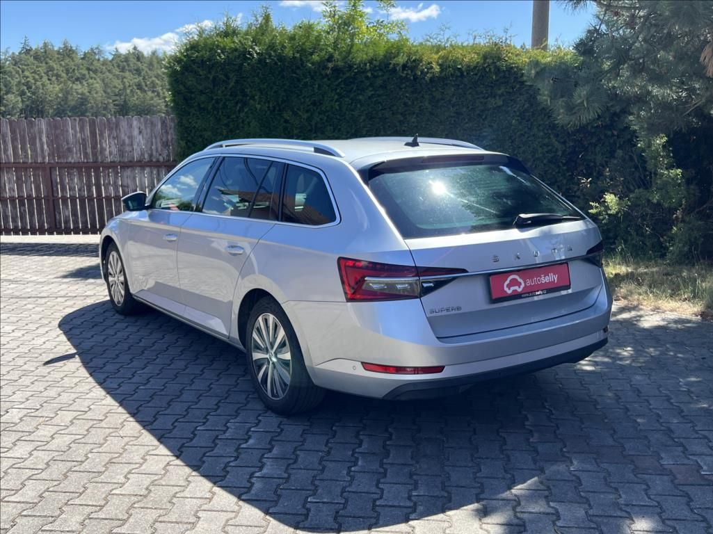 Škoda Superb, 2,0 TDI DSG Premium Edition - fotka 3
