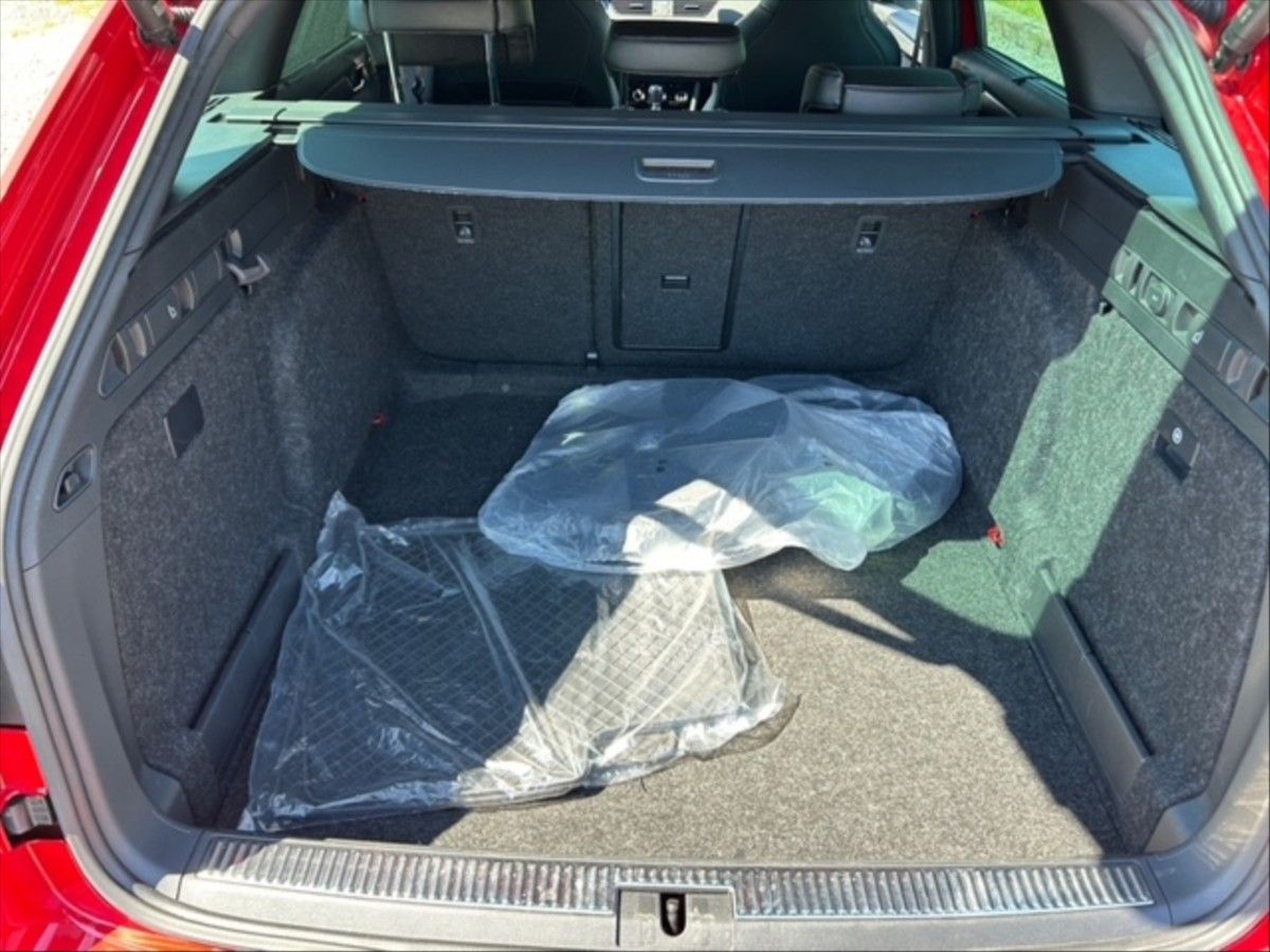 Škoda Superb, 2,0 TDI 110 Sportline DSG - fotka 6