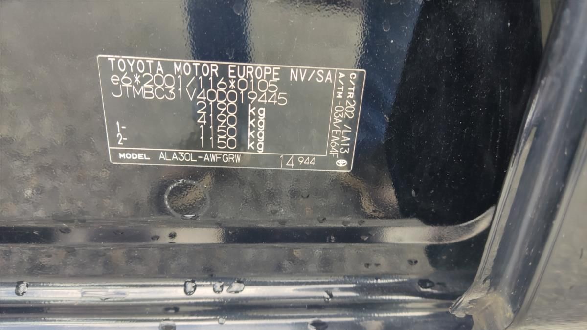 Toyota Rav4, 2,2 D-4D 4x4 SOL PREMIUM - fotka 5