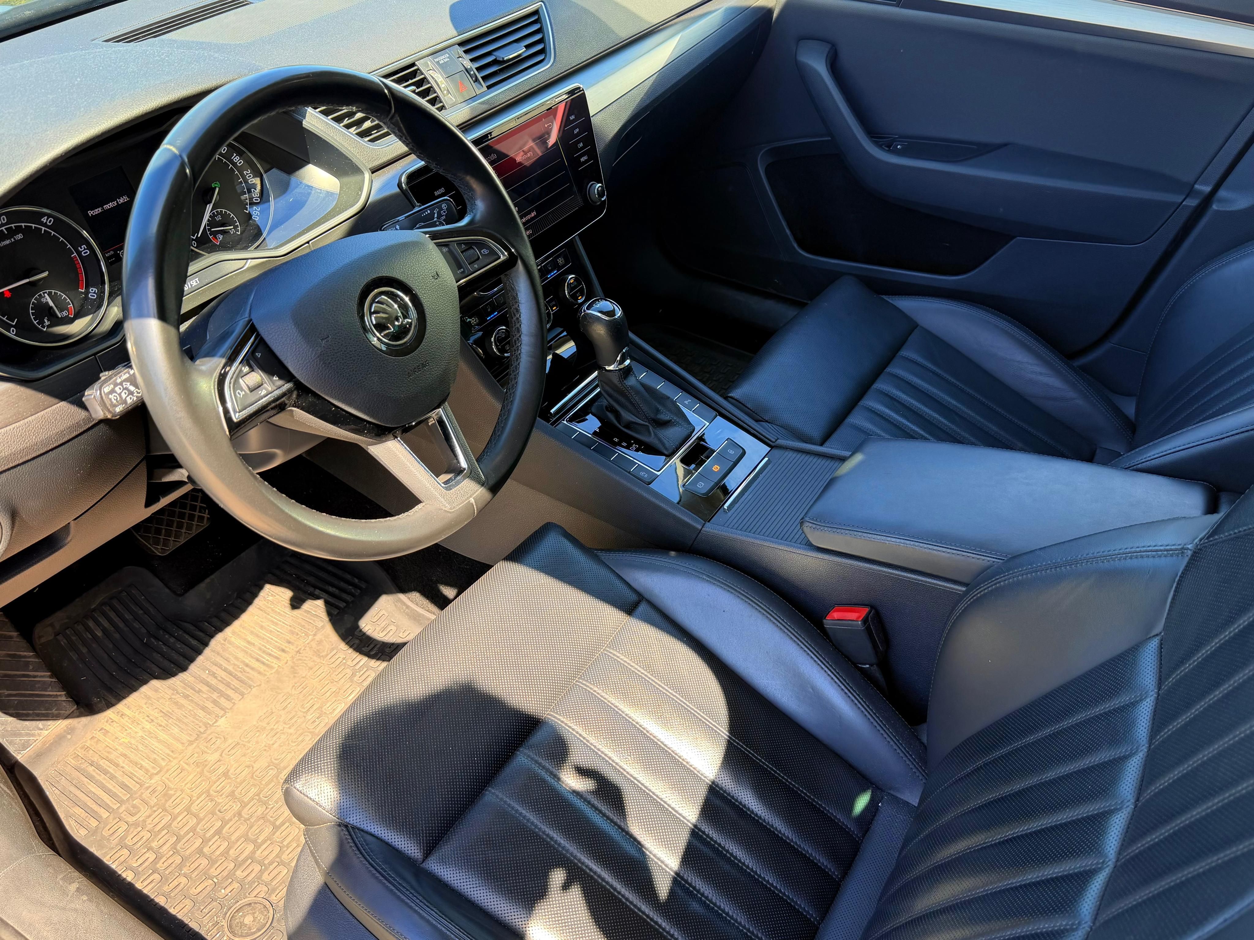 Škoda Superb, Škoda Superb 2.0tdi 110kw DSG, - fotka 5