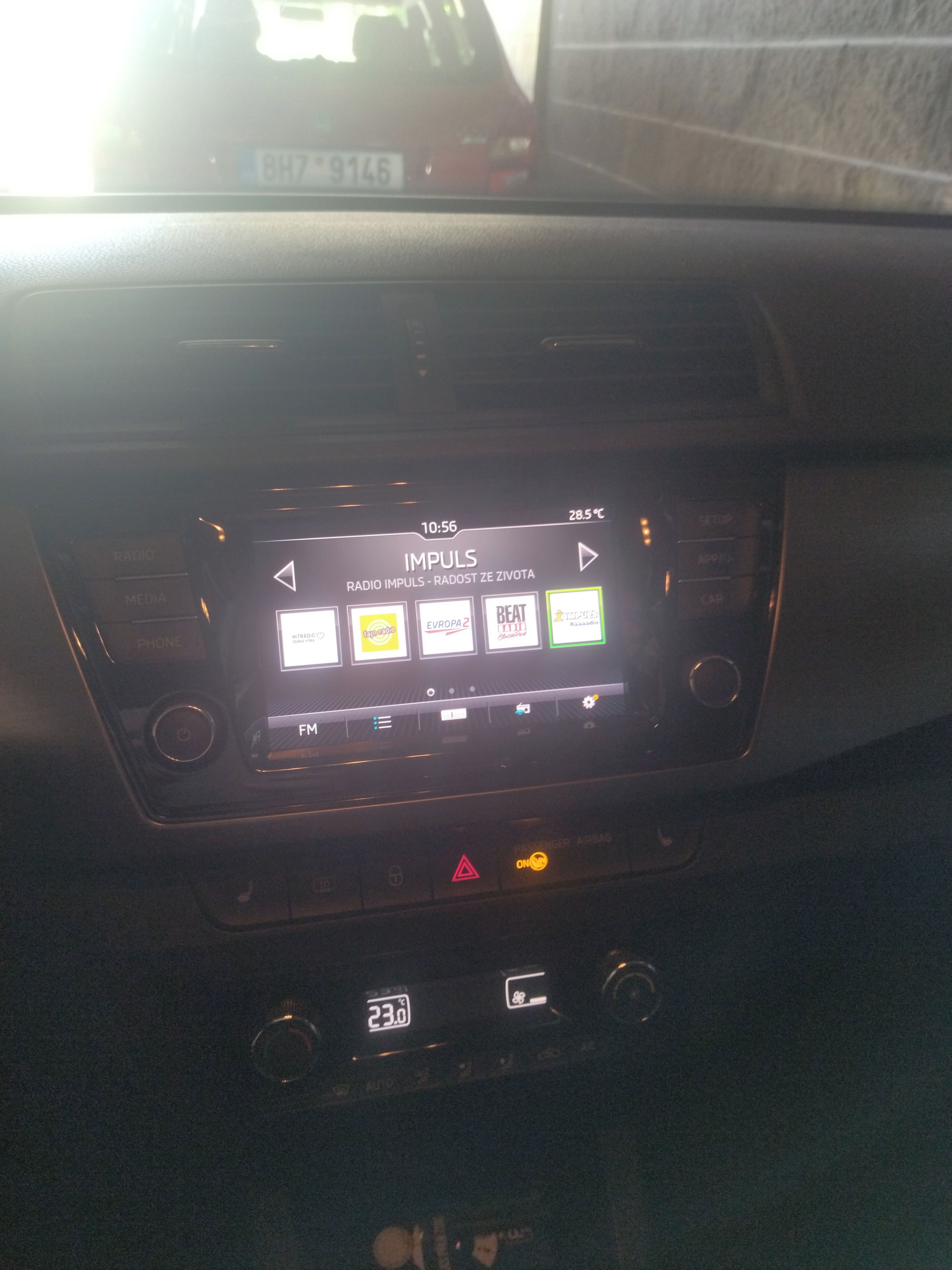 Škoda, Fabia lll combi 1,0 81kw - fotka 4