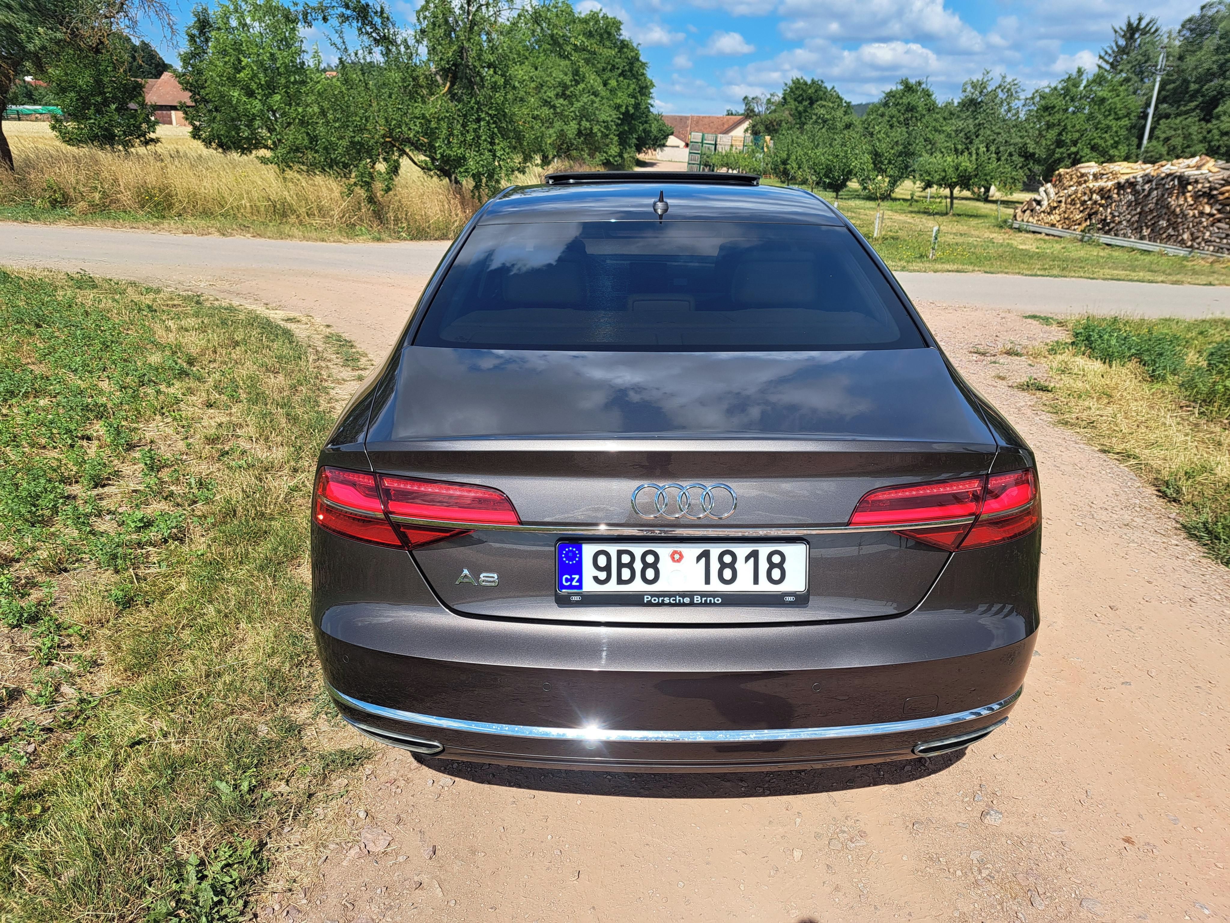 Audi A8, 4.2TDI,ČR,2XALU,TOP STAV! - fotka 4