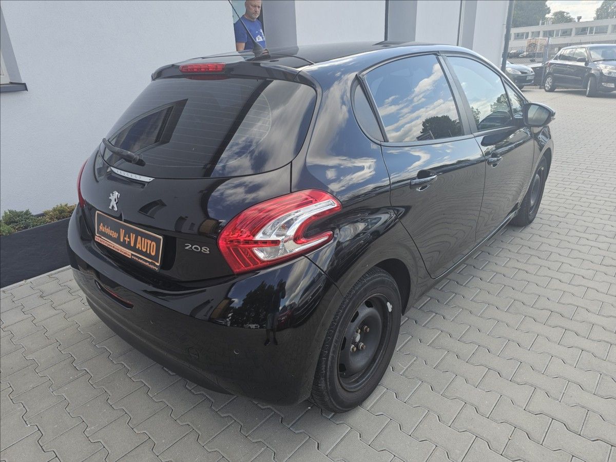Peugeot 208, 1,2 i Actice klima - fotka 6