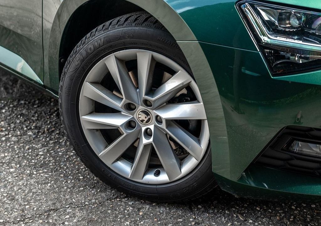 Škoda Superb, 1.5 TSi 110kW,Matrix LED,ojeté - fotka 5