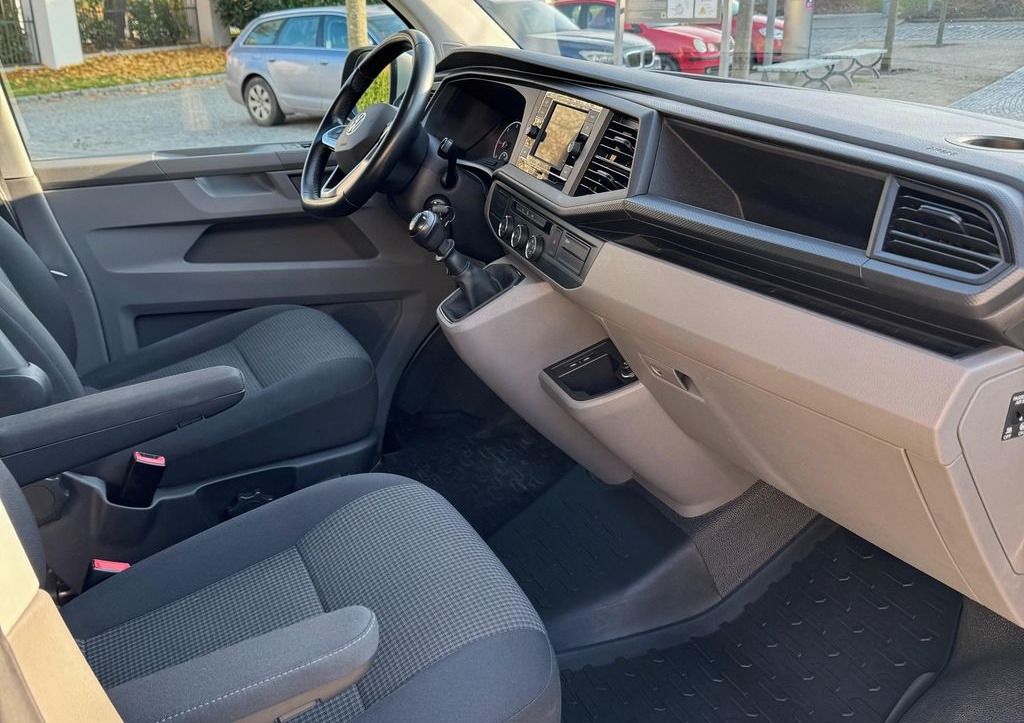 Volkswagen Transporter, bus T6.1 - 8 míst - fotka 3