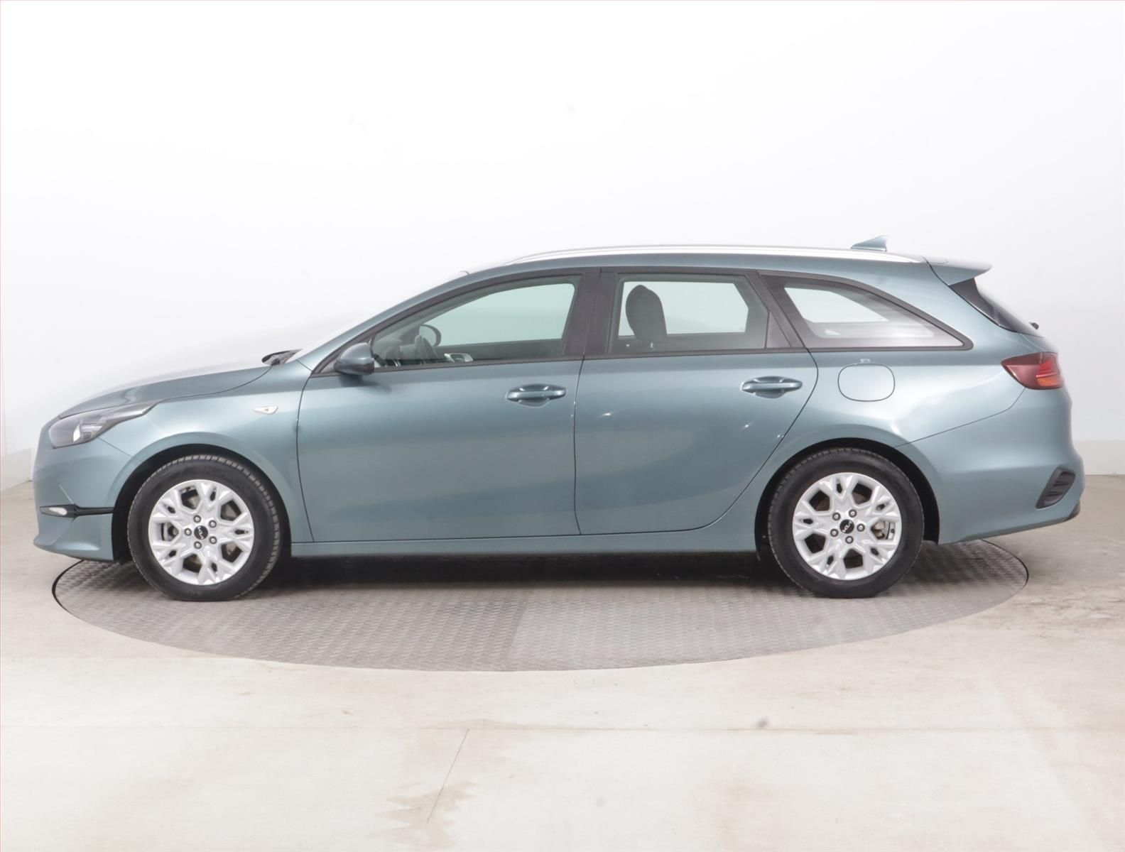 Kia Cee´d, 1.0 T-GDI, SPIN, DPH - fotka 3