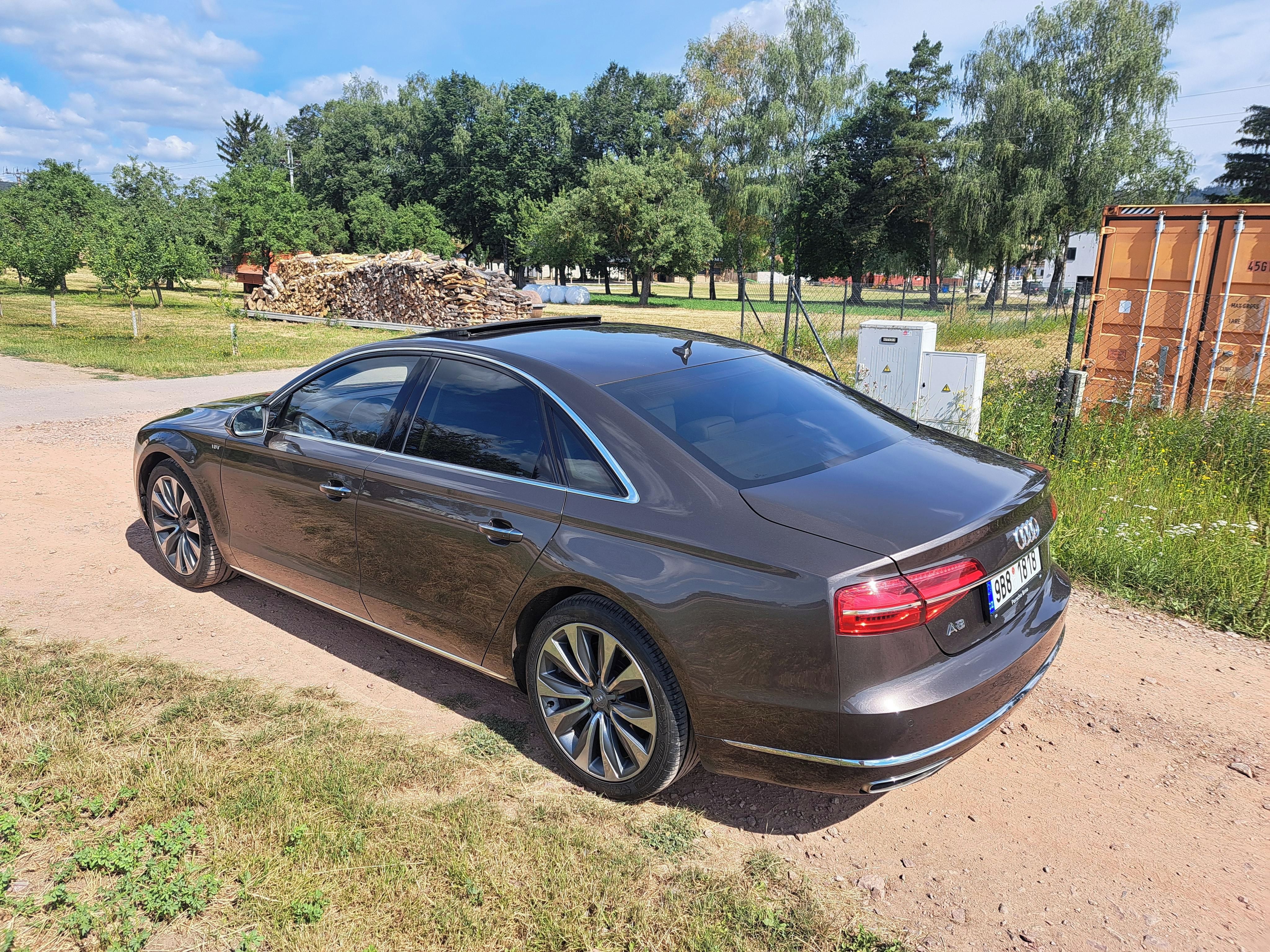 Audi A8, 4.2TDI,ČR,2XALU,TOP STAV! - fotka 3