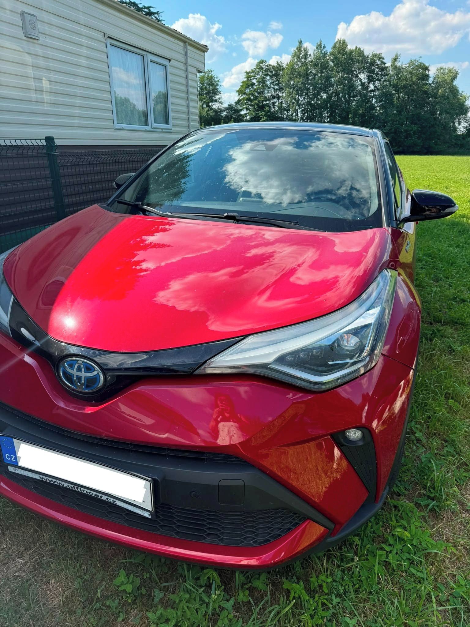 Toyota C-HR, Toyota C-HR 2.0 Selection ČR