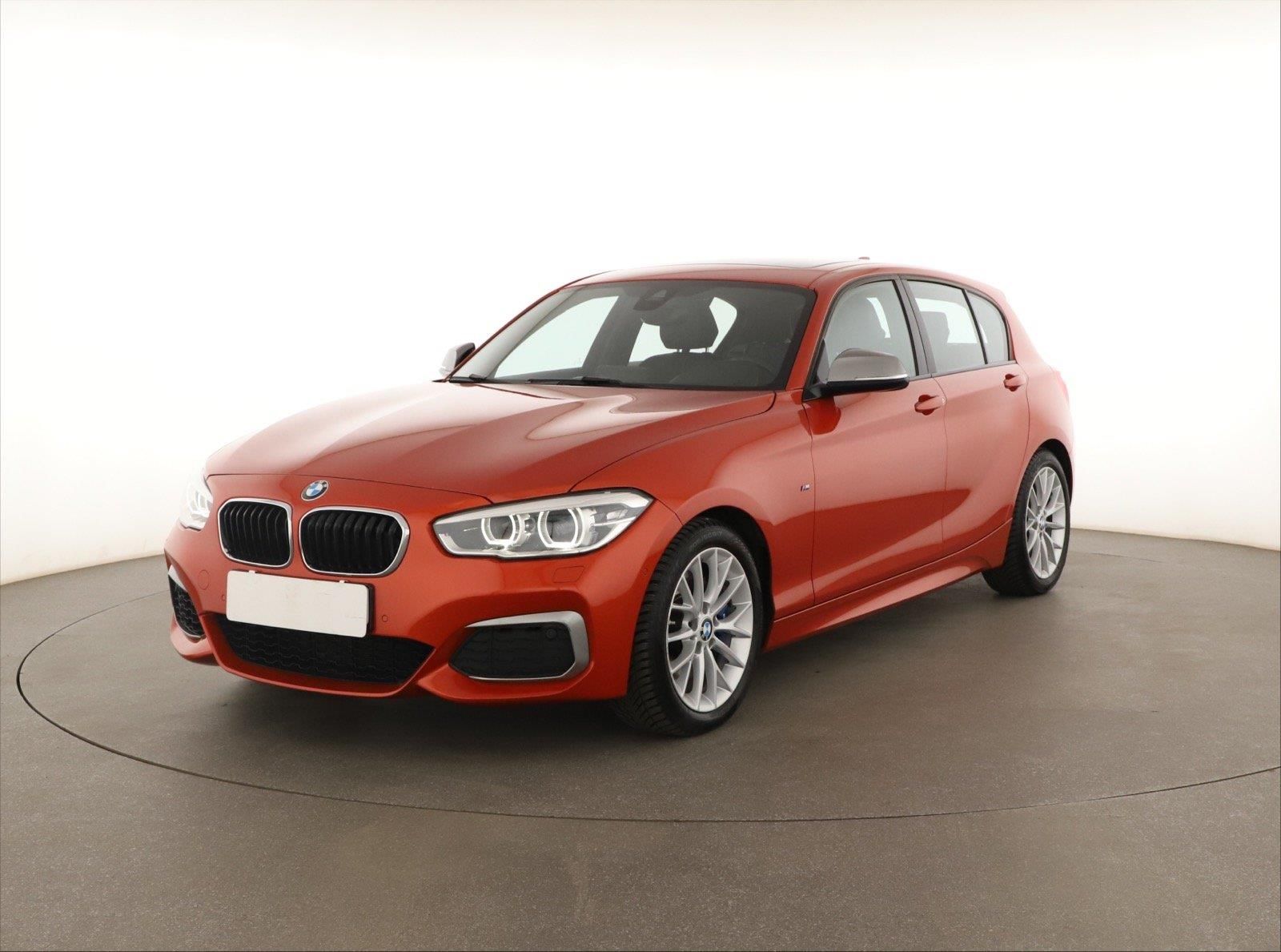 BMW Řada 1, M140i xDrive, 4X4, Automat - fotka 2