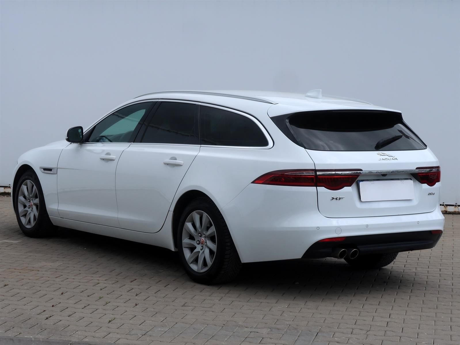 Jaguar XF, 20d, Automat - fotka 4