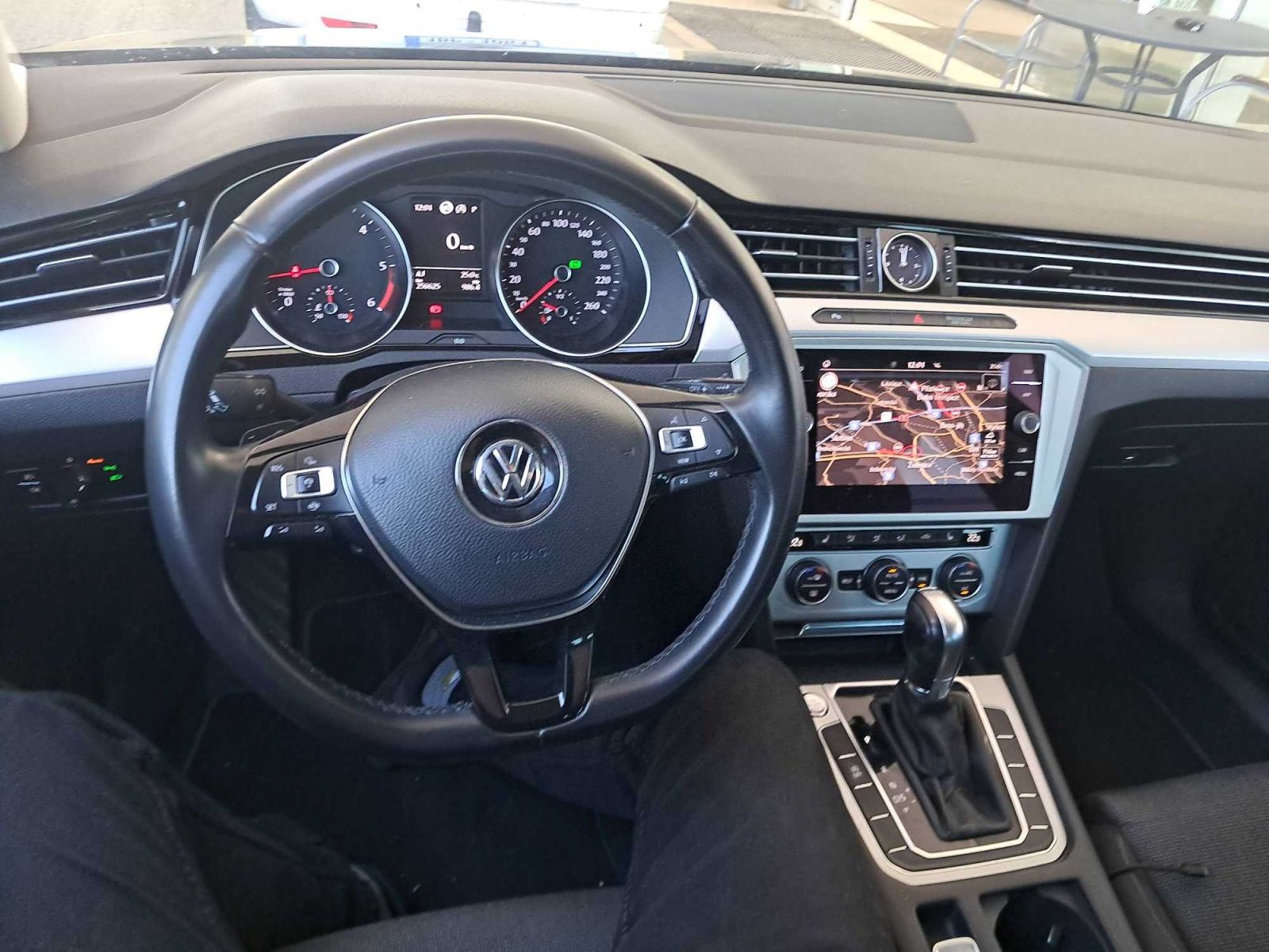 Volkswagen Passat, 2.0 TDI, Business, Automat - fotka 3