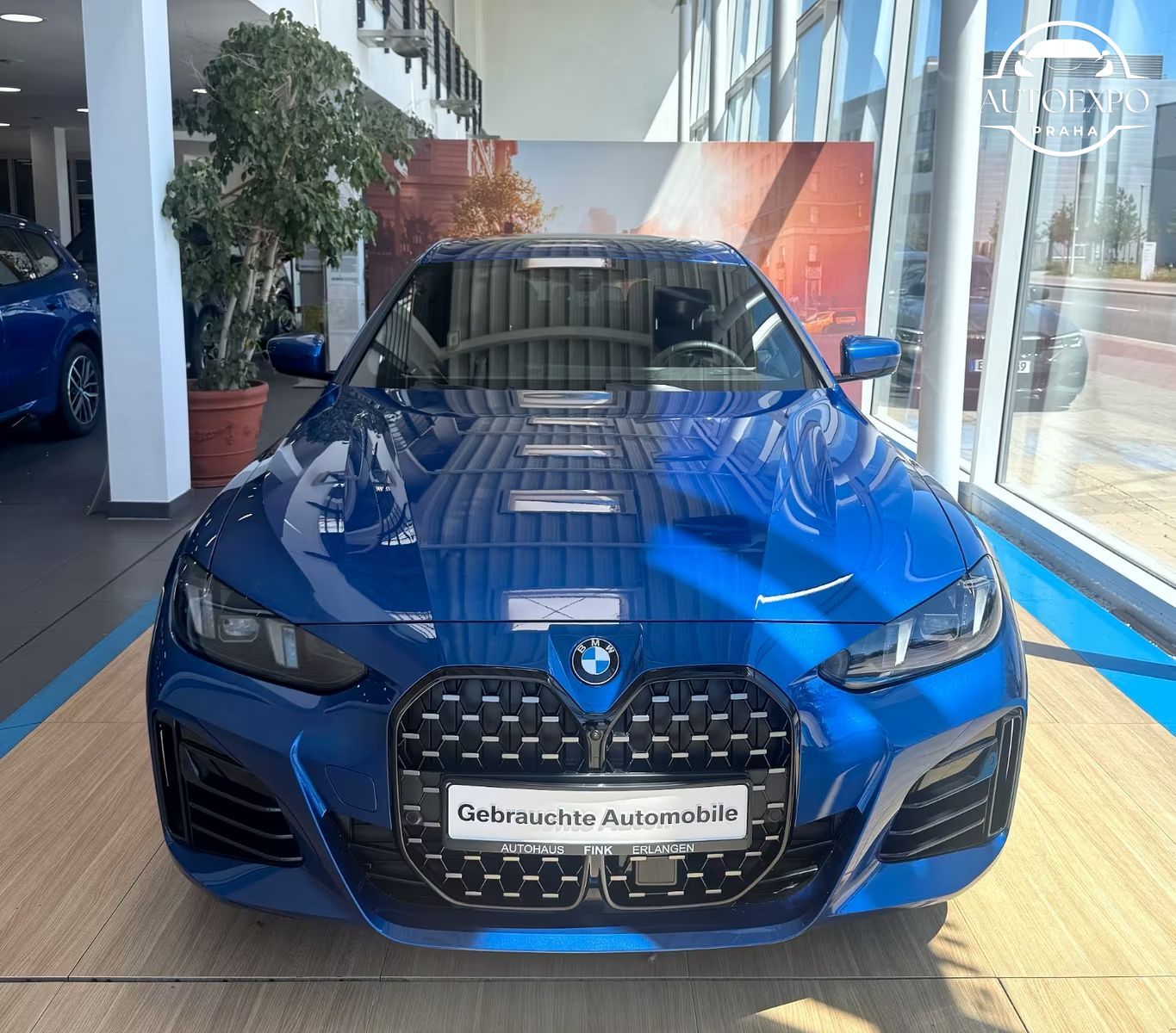 BMW Řada 4, 430i xDrive  M Sport - fotka 2