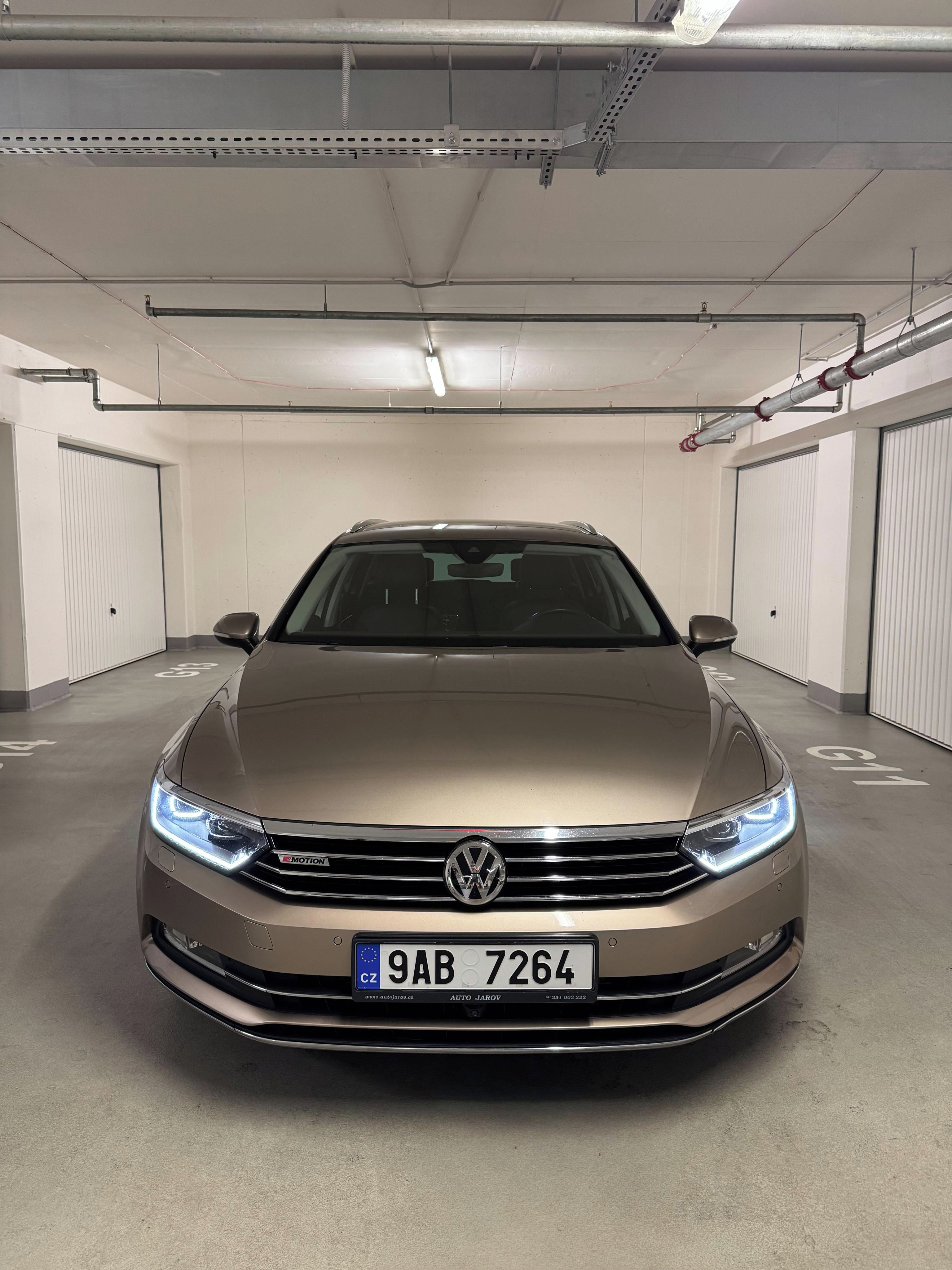 Volkswagen Passat, VW Passat 140kW, 4x4, DSG - fotka 4